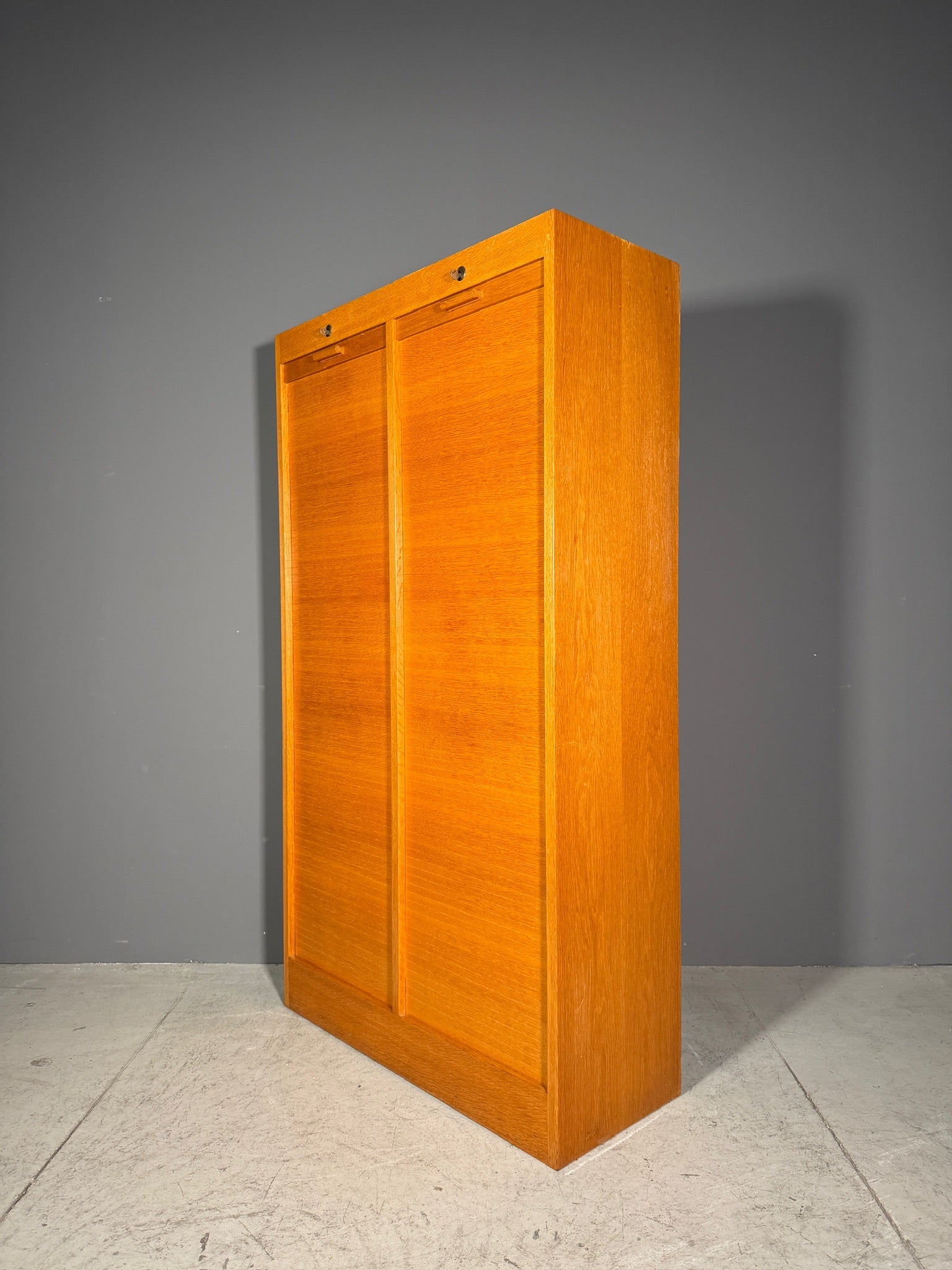 Mobile a serrandina Anni 70