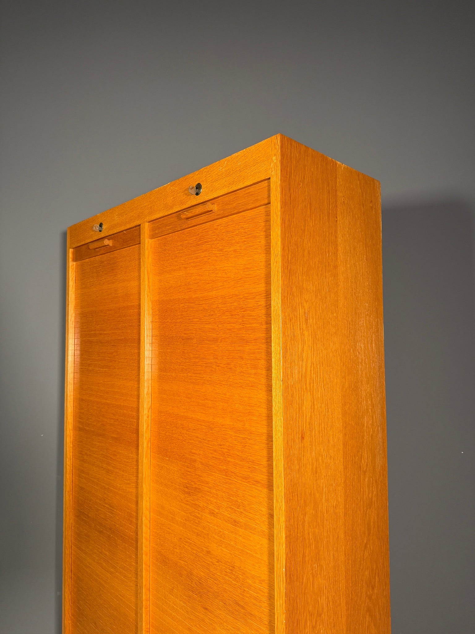 Mobile a serrandina Anni 70