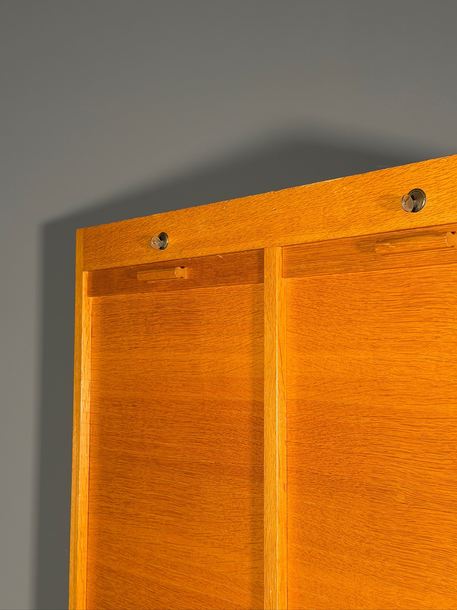 Mobile a serrandina Anni 70