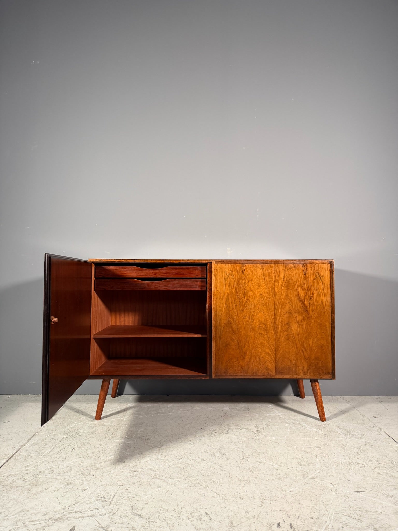 Sideboard in palissandro di Omann Jun