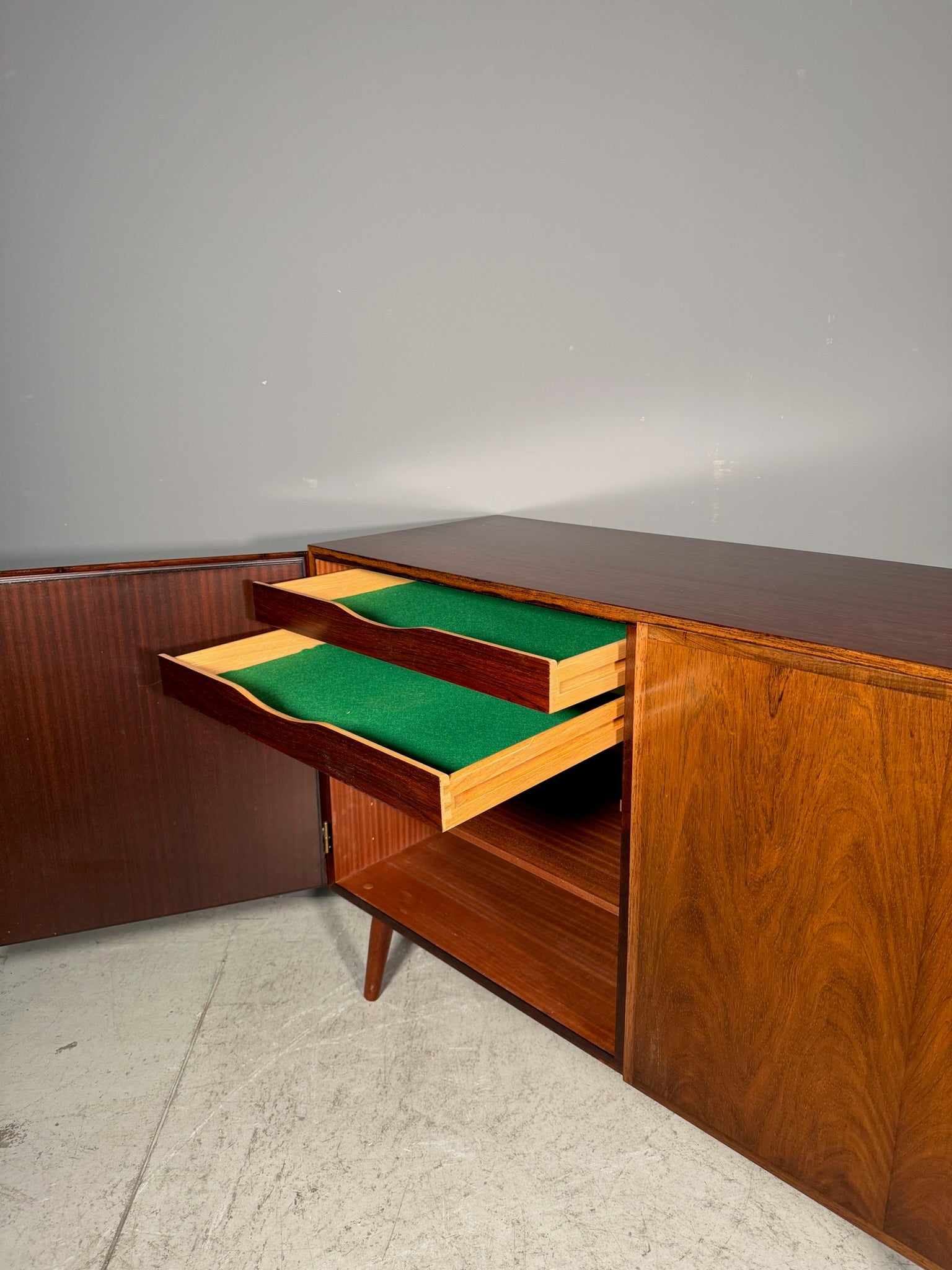 Sideboard in palissandro di Omann Jun