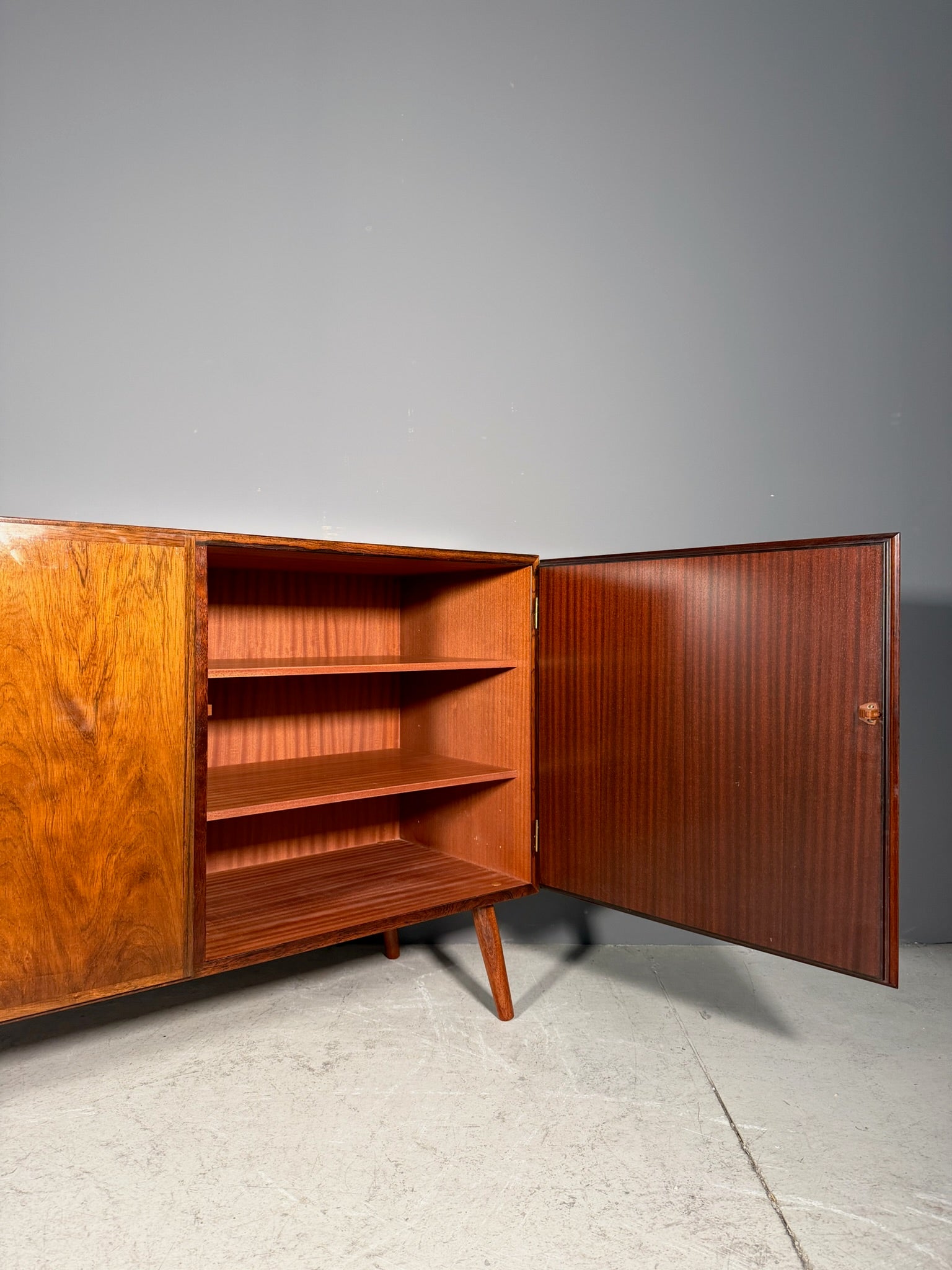 Sideboard in palissandro di Omann Jun