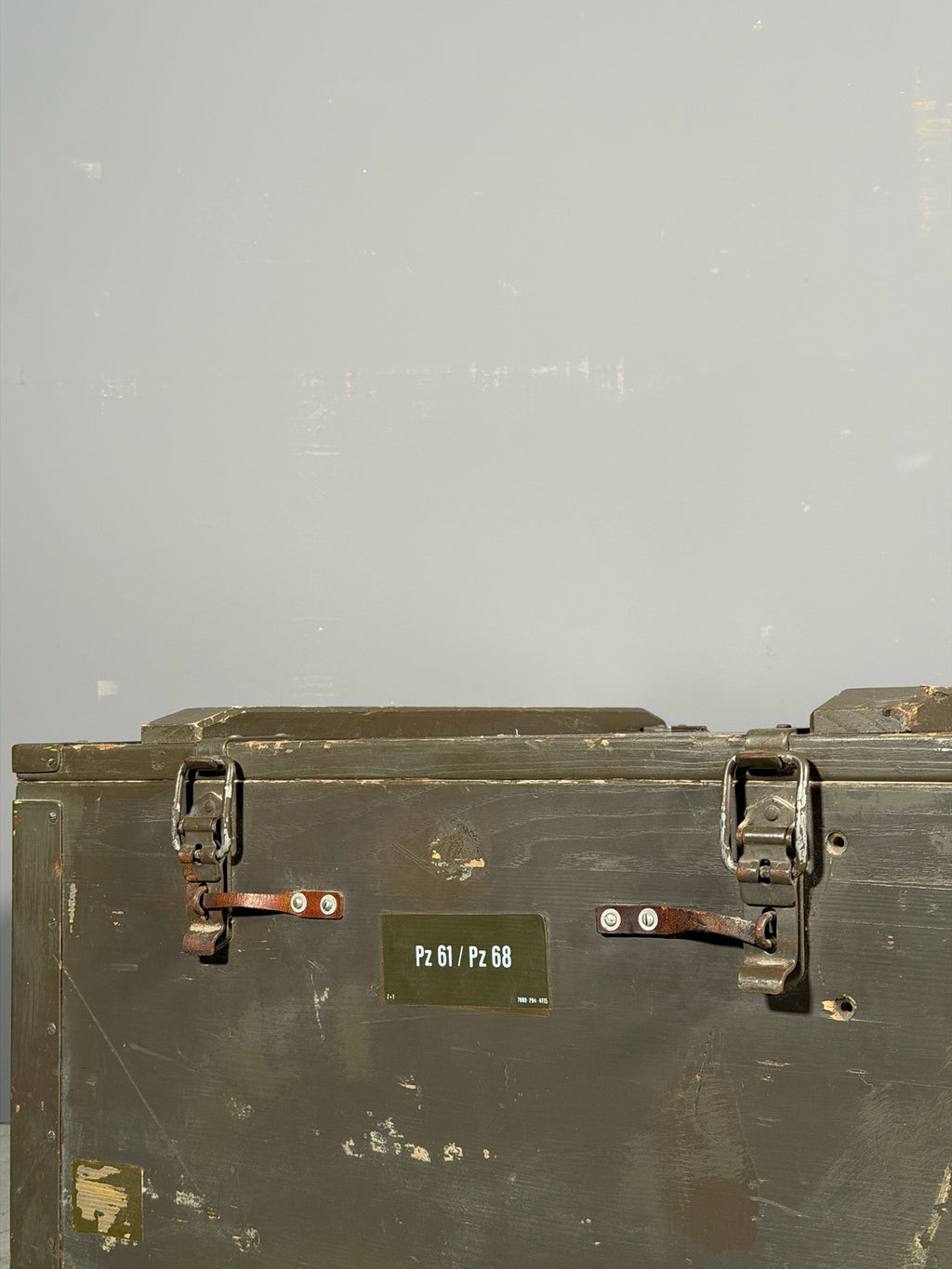 Cassa militare in legno