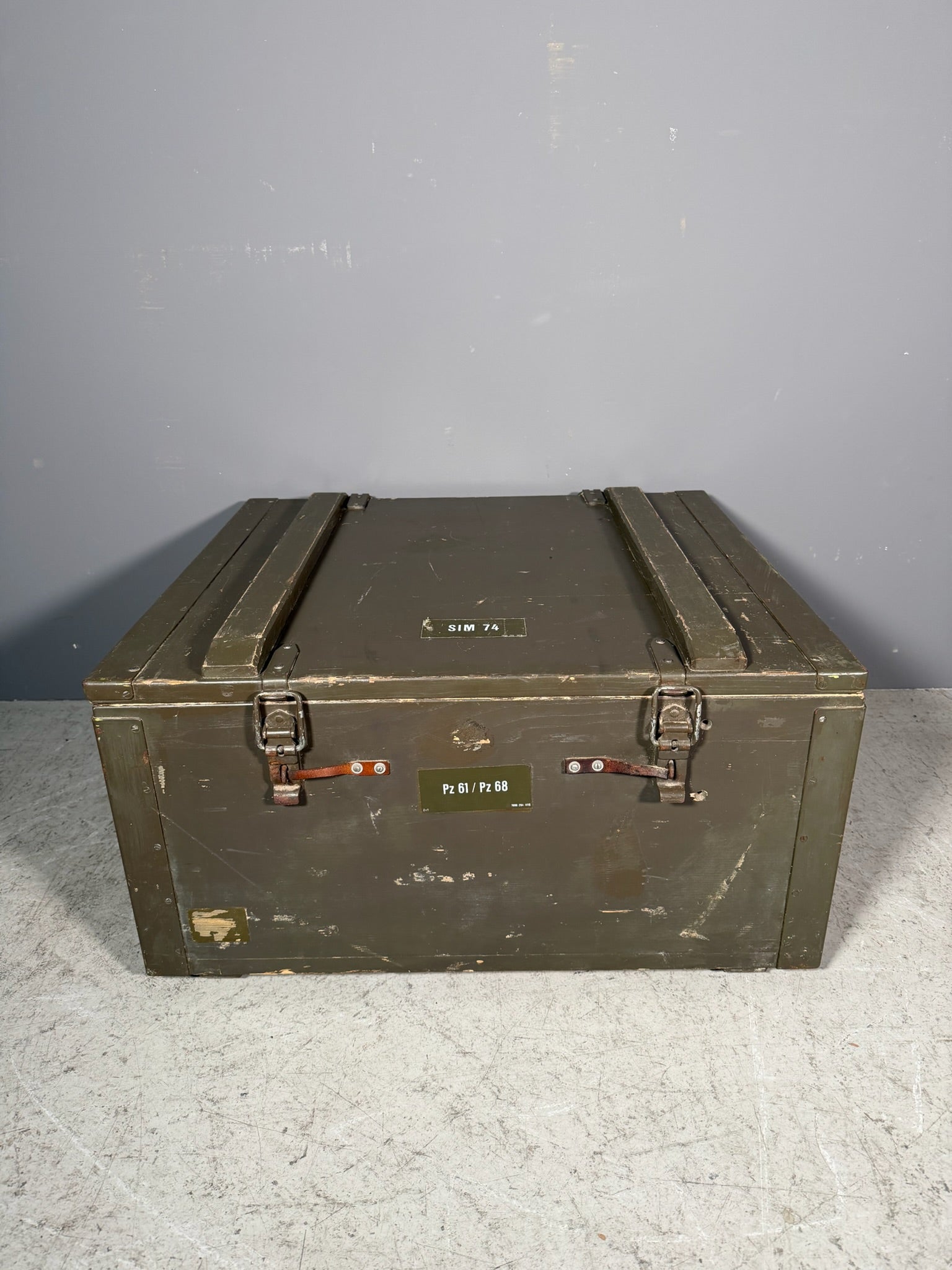 Cassa militare in legno