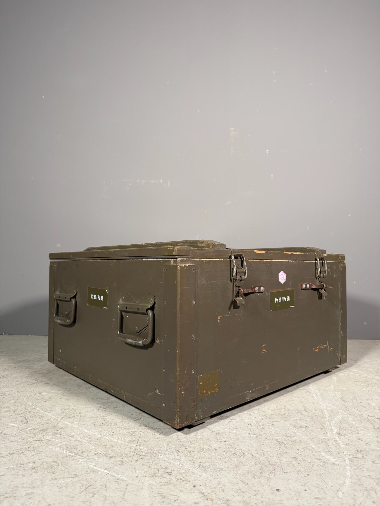 Cassa militare in legno