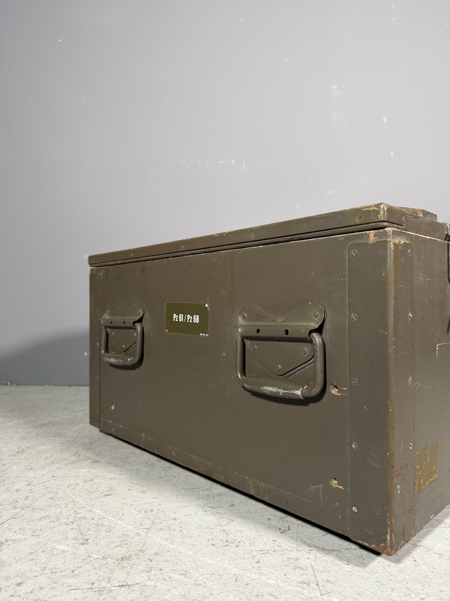 Cassa militare in legno