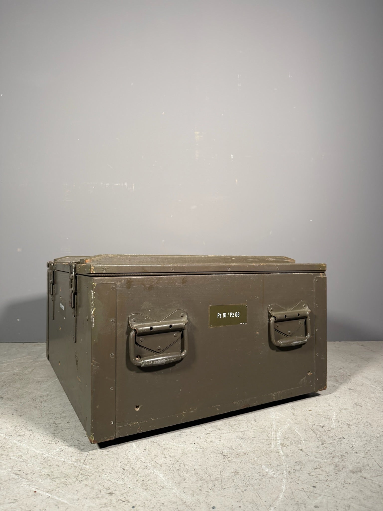 Cassa militare in legno