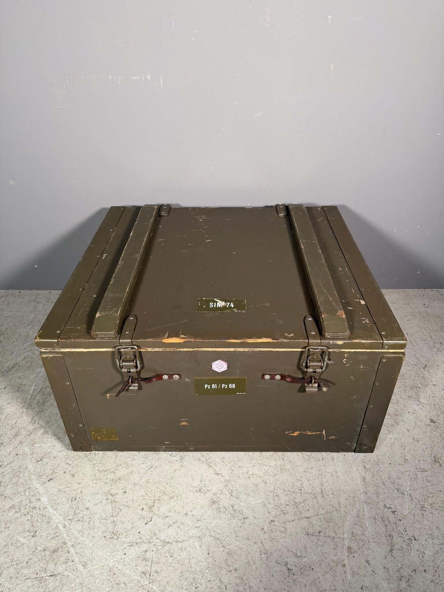 Cassa militare in legno