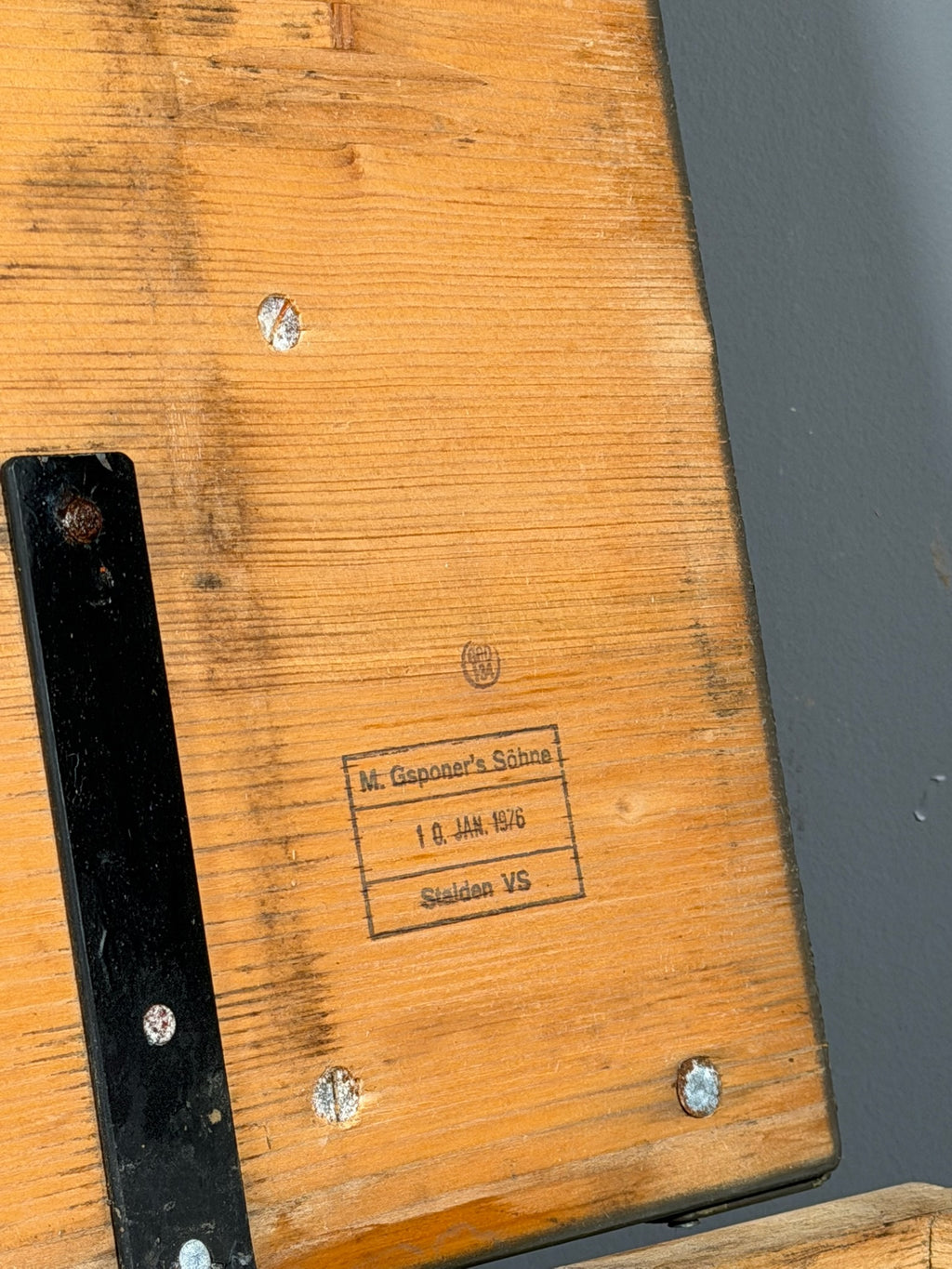 Cassa militare in legno