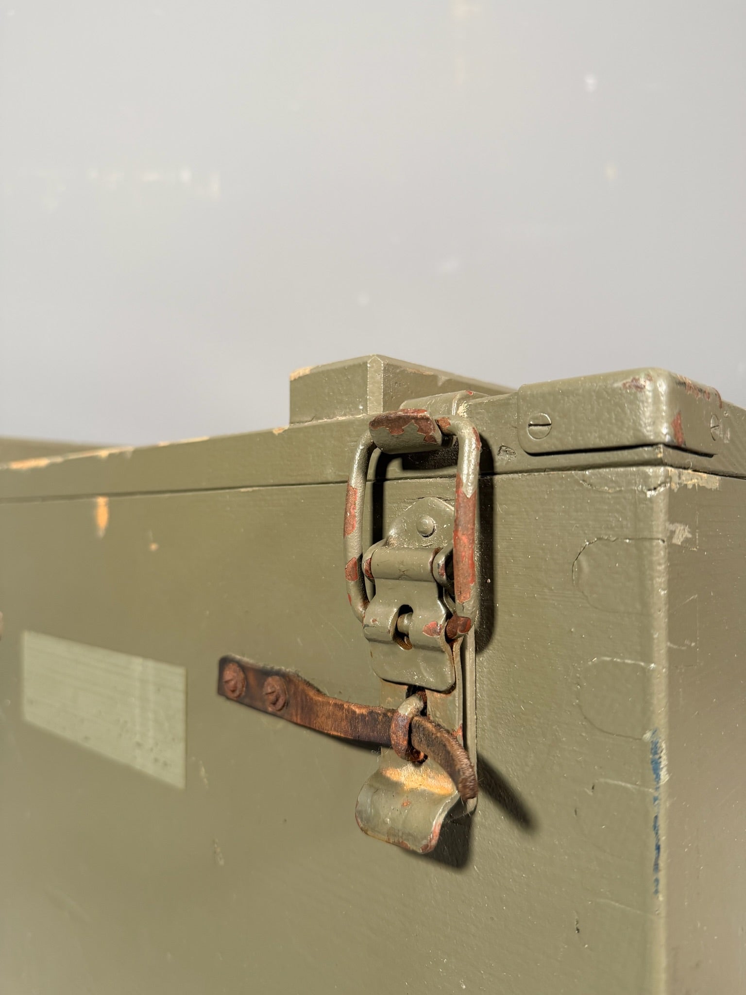 Cassa militare in legno