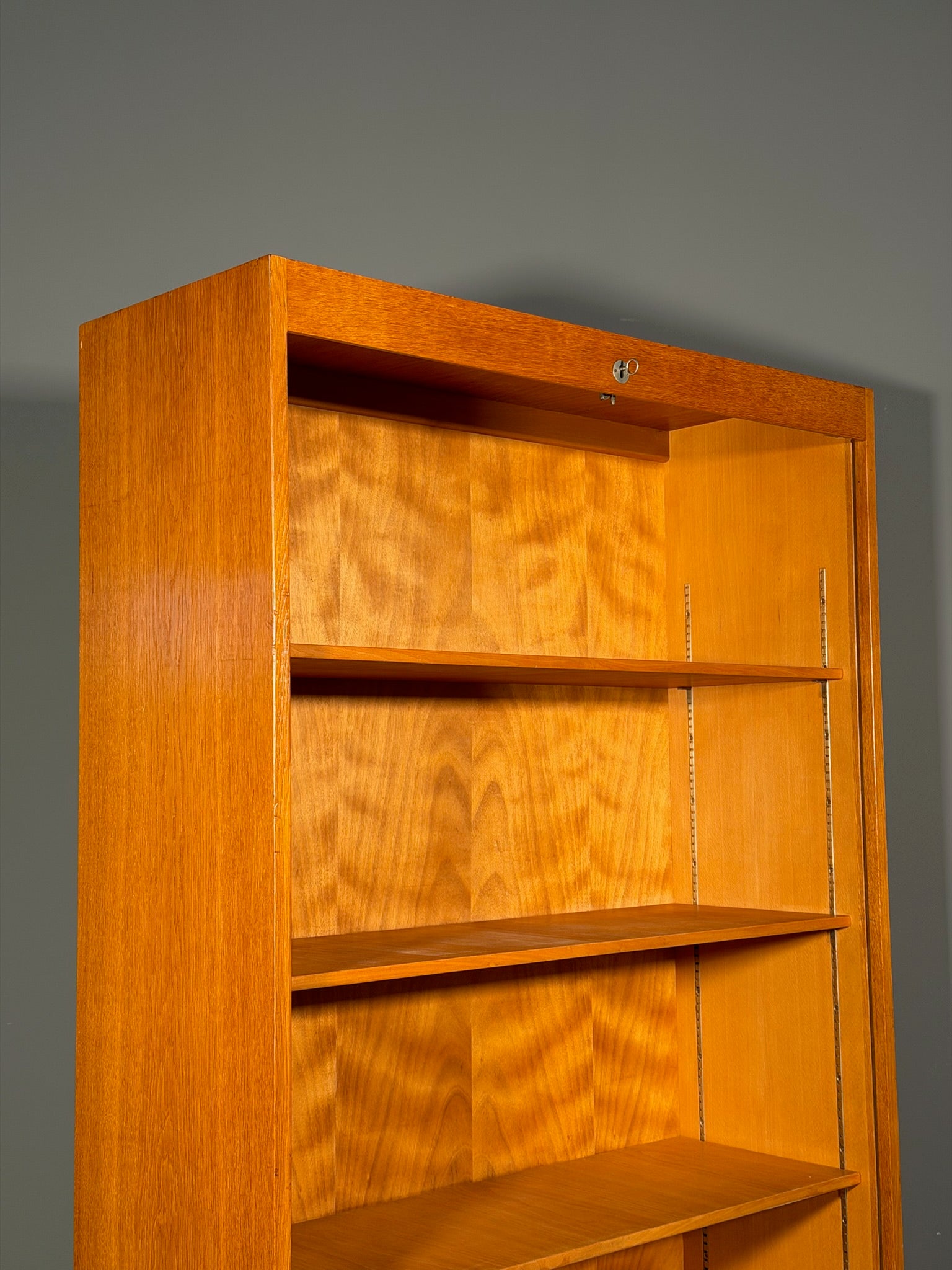 Mobile a serrandina Anni 70