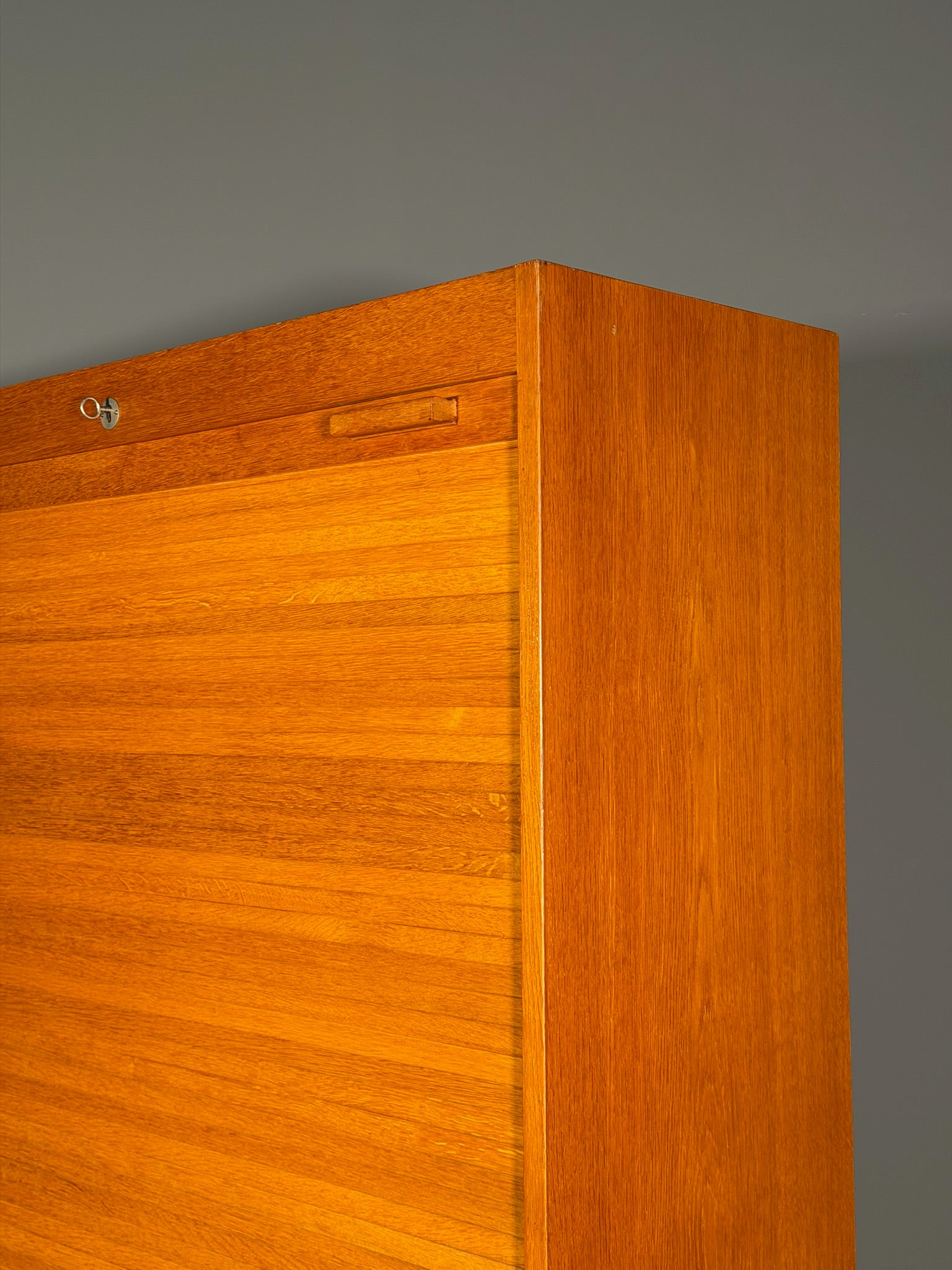 Mobile a serrandina Anni 70