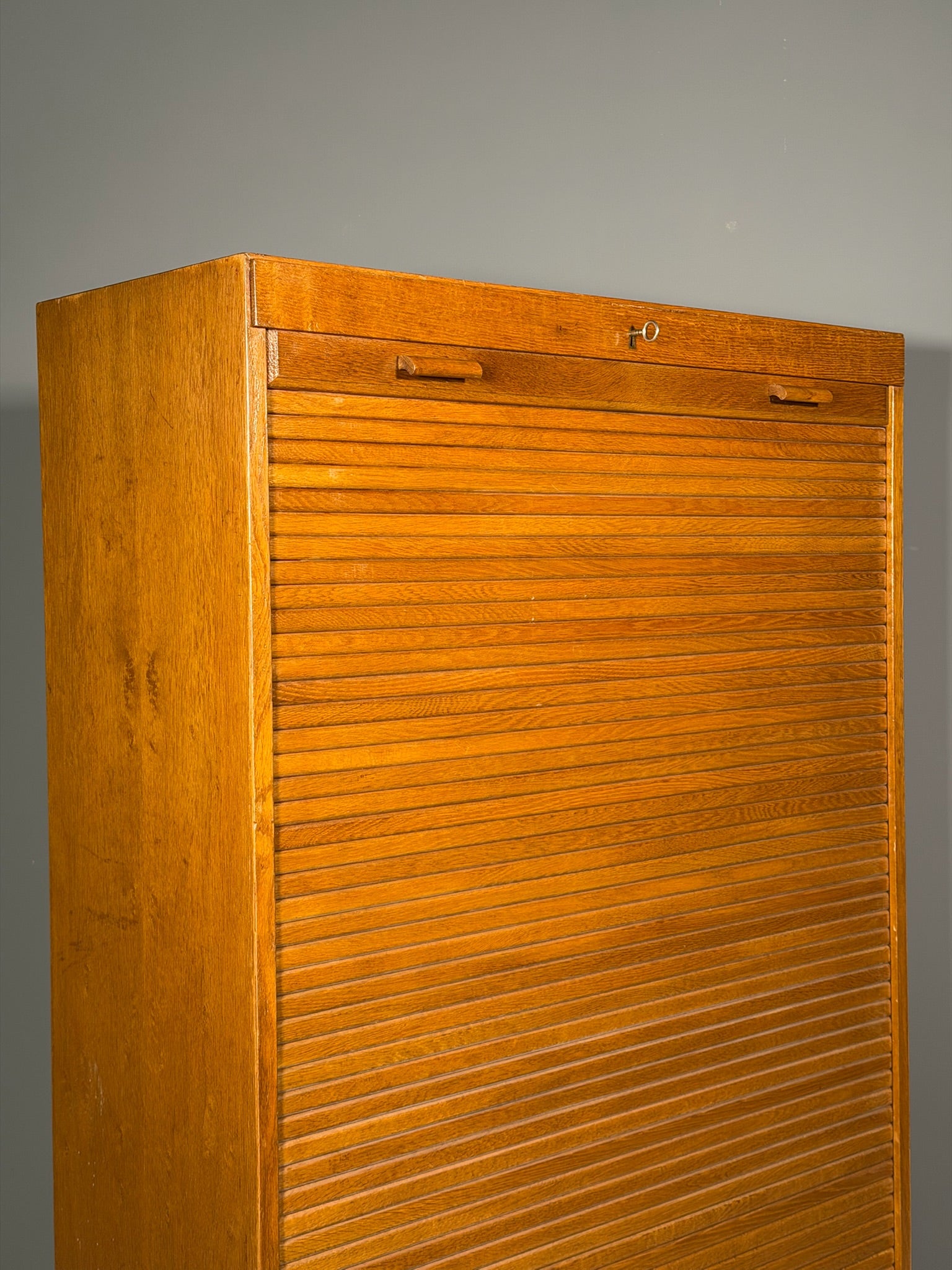 Mobile a serrandina Anni 70