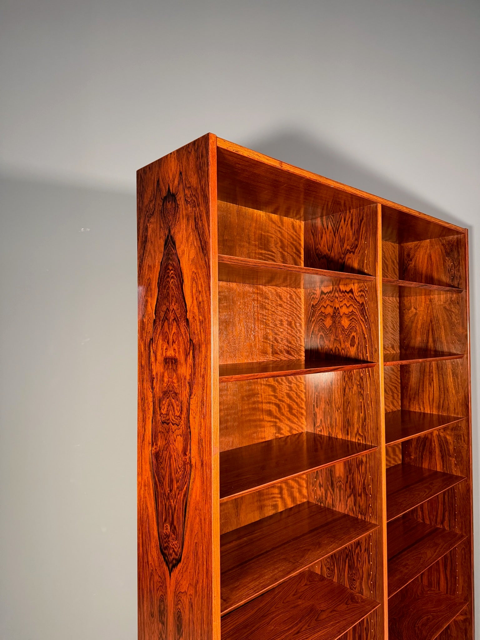 Libreria in palissandro di Poul Hundevad