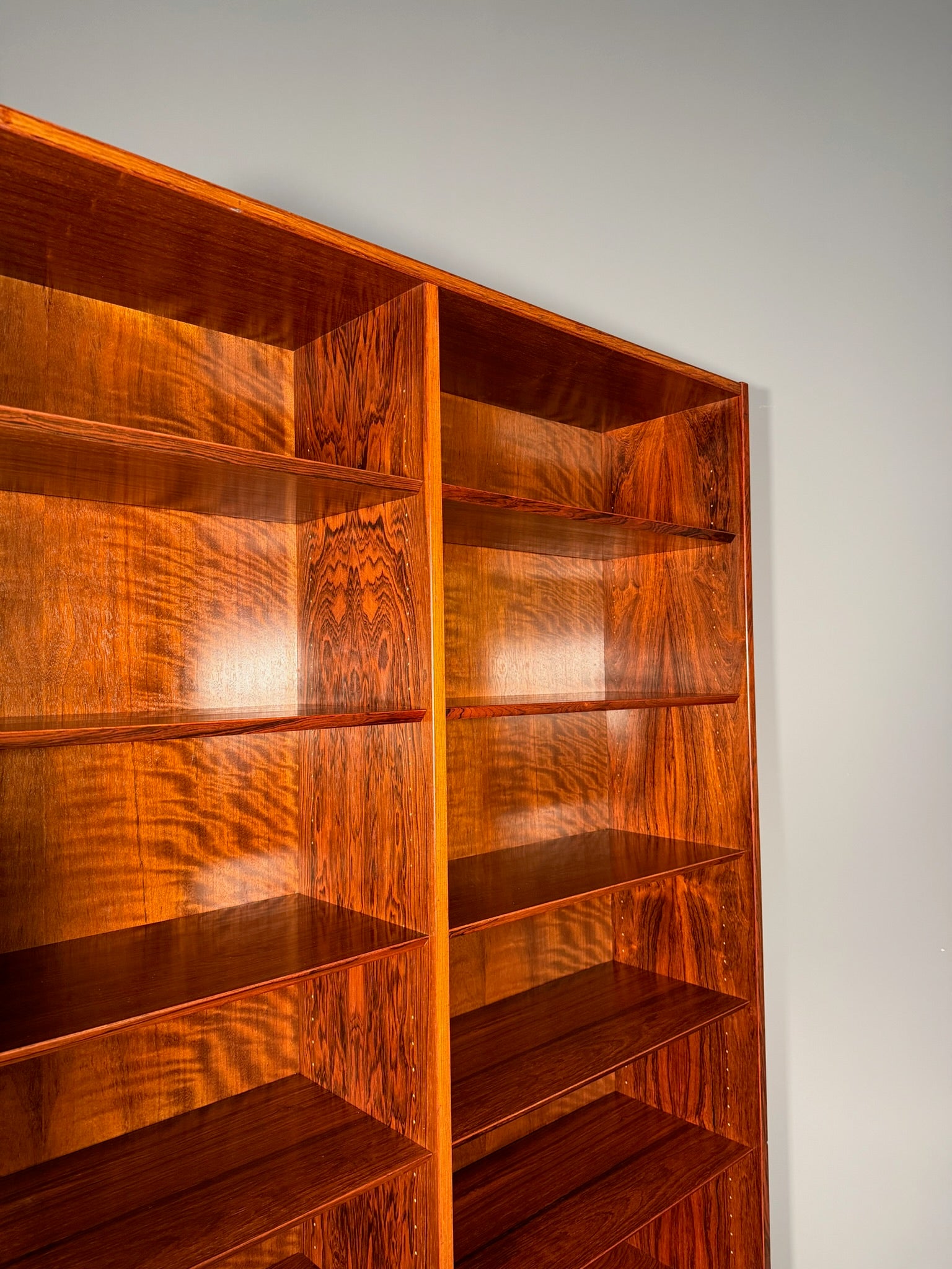 Libreria in palissandro di Poul Hundevad