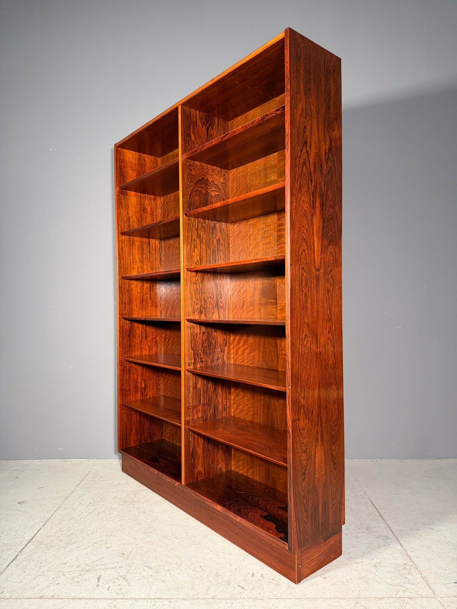 Libreria in palissandro di Poul Hundevad