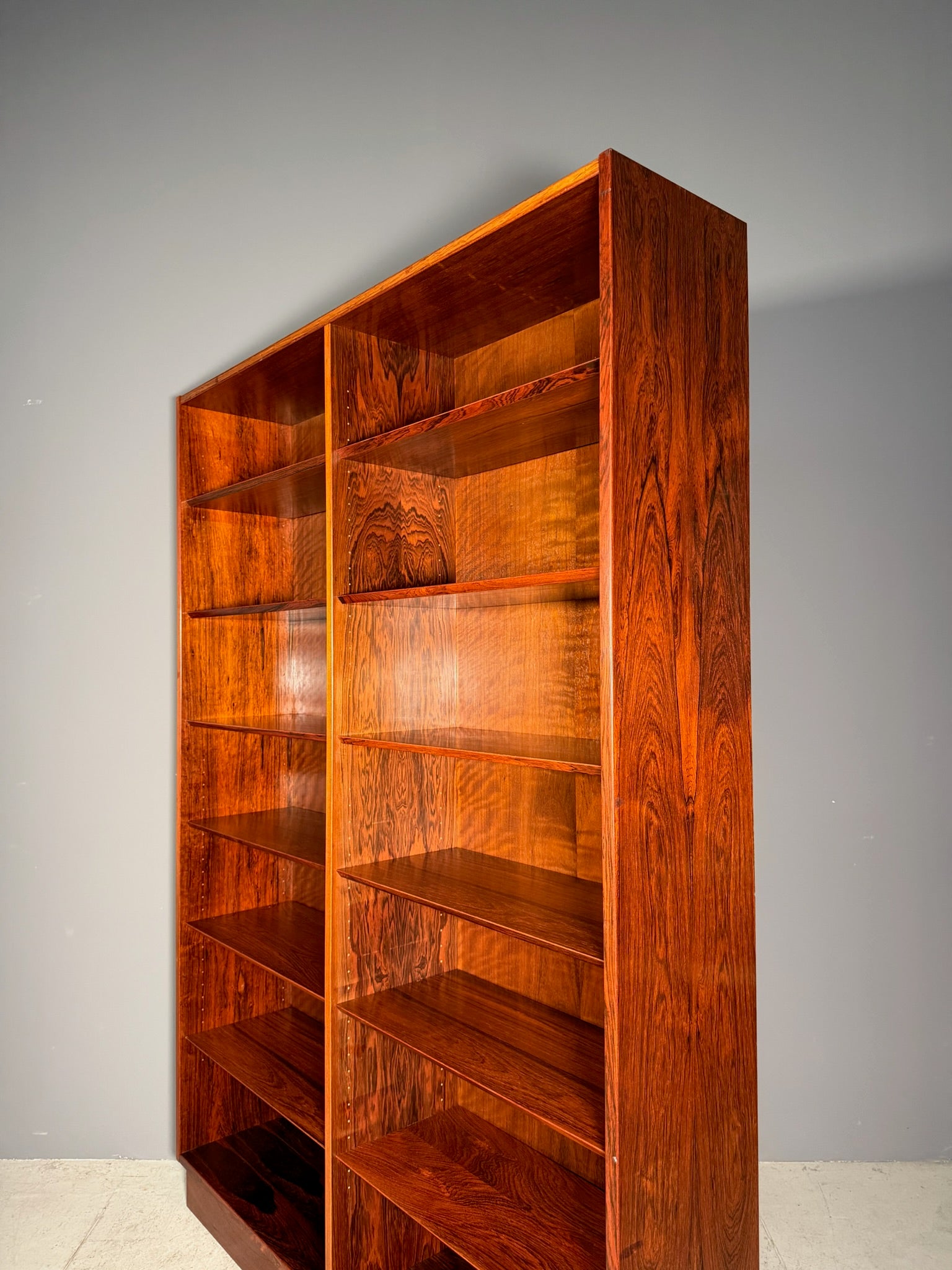 Libreria in palissandro di Poul Hundevad