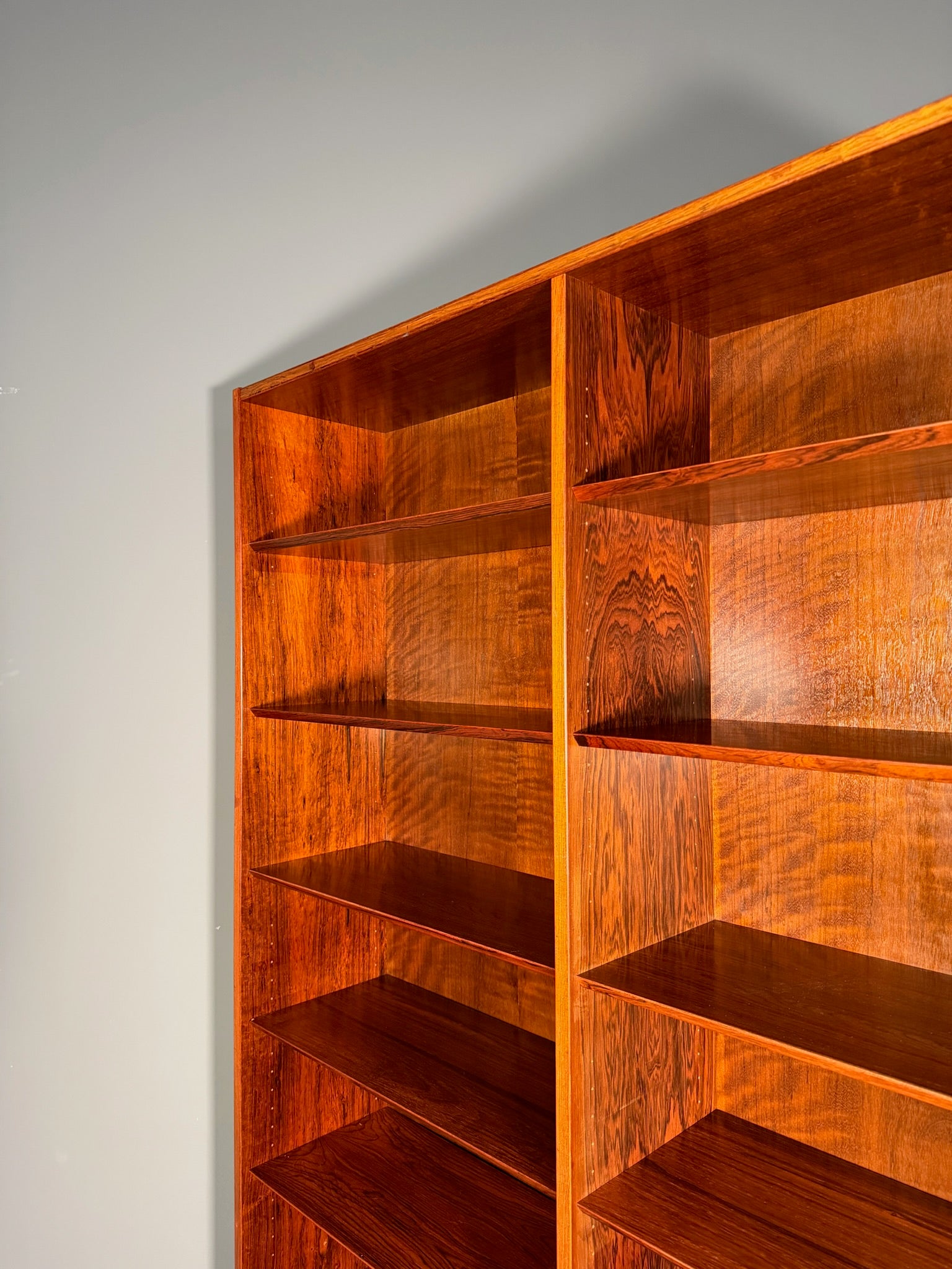 Libreria in palissandro di Poul Hundevad