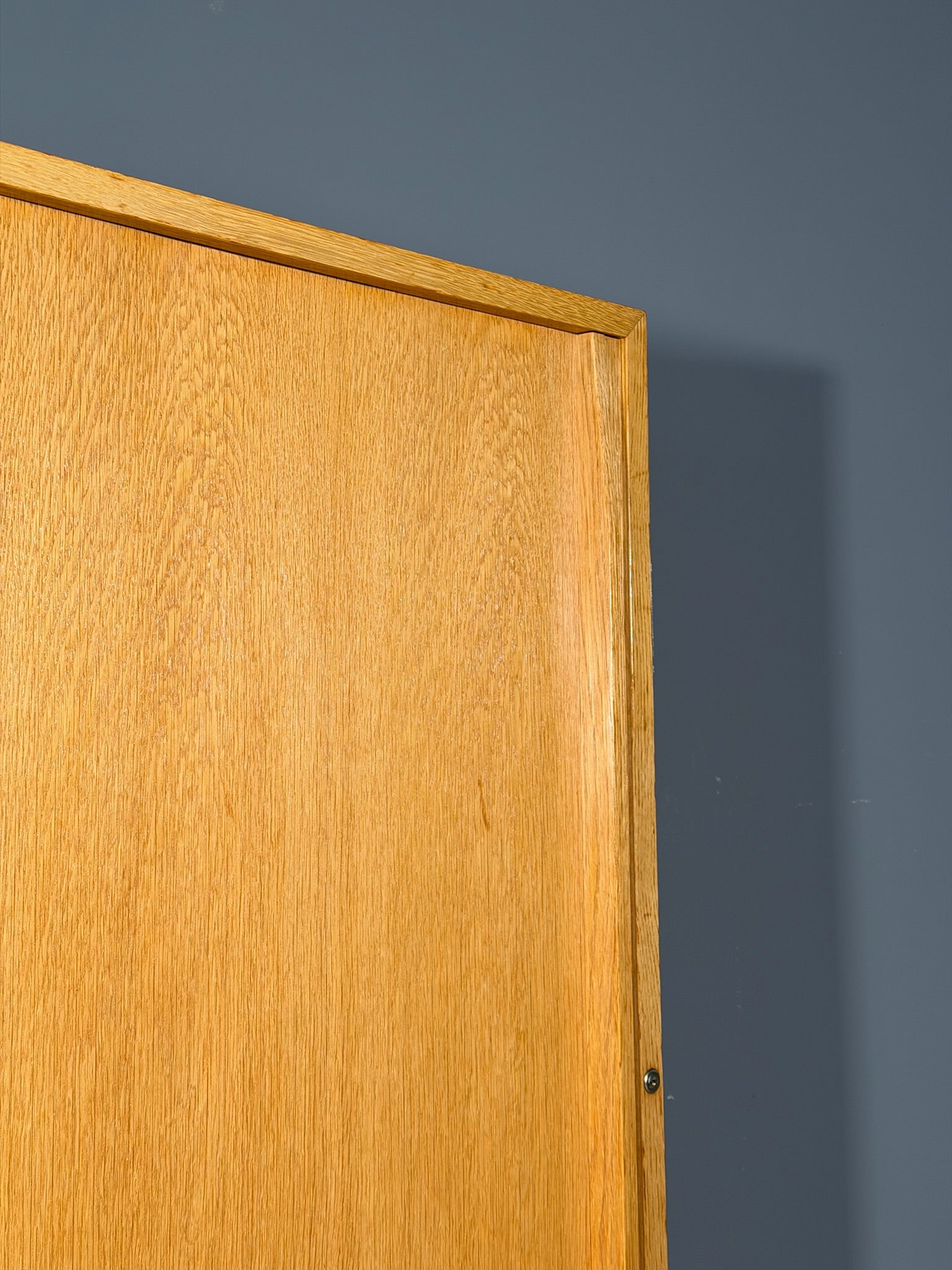 Mobile a serrandina laterale