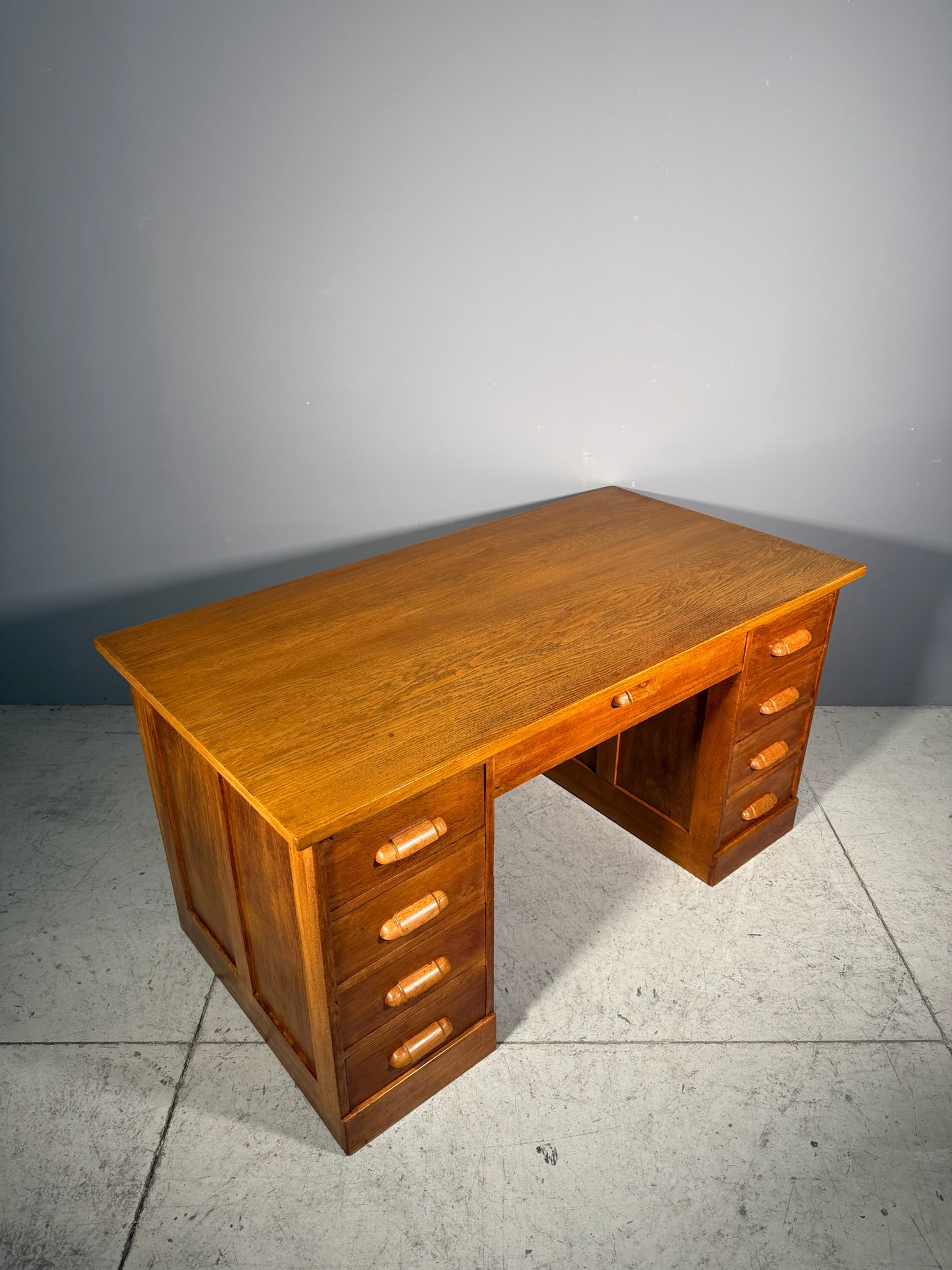 Scrivania in rovere Anni 60