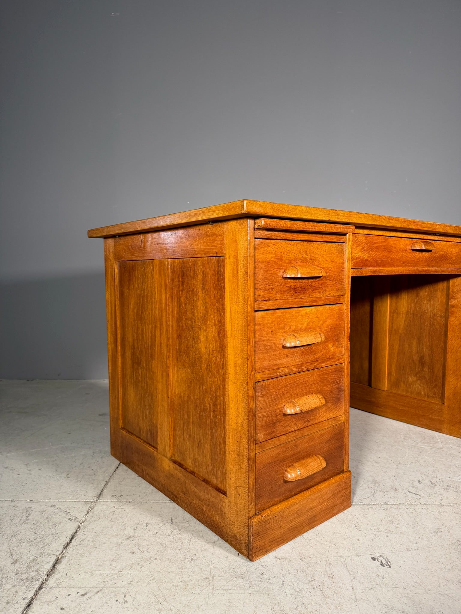 Scrivania in rovere Anni 60