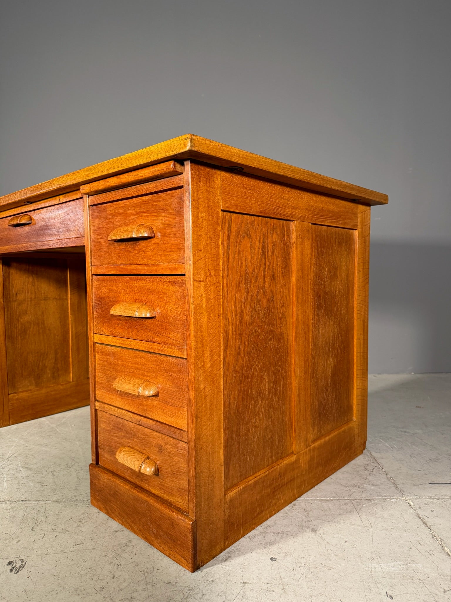 Scrivania in rovere Anni 60