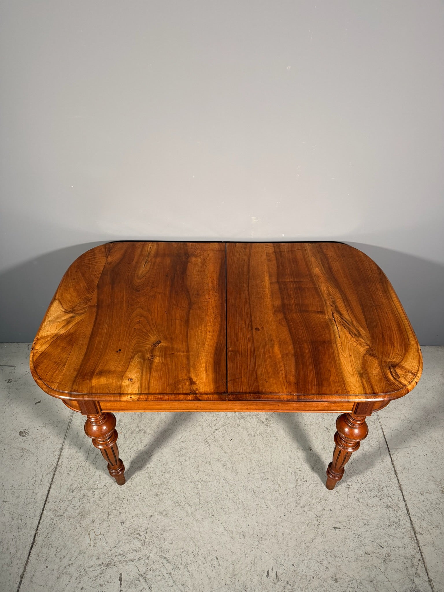 Tavolo in noce 1850