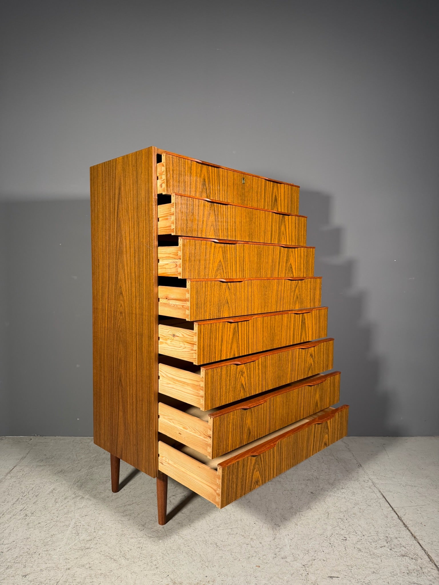 Cassettiera danese Anni 80