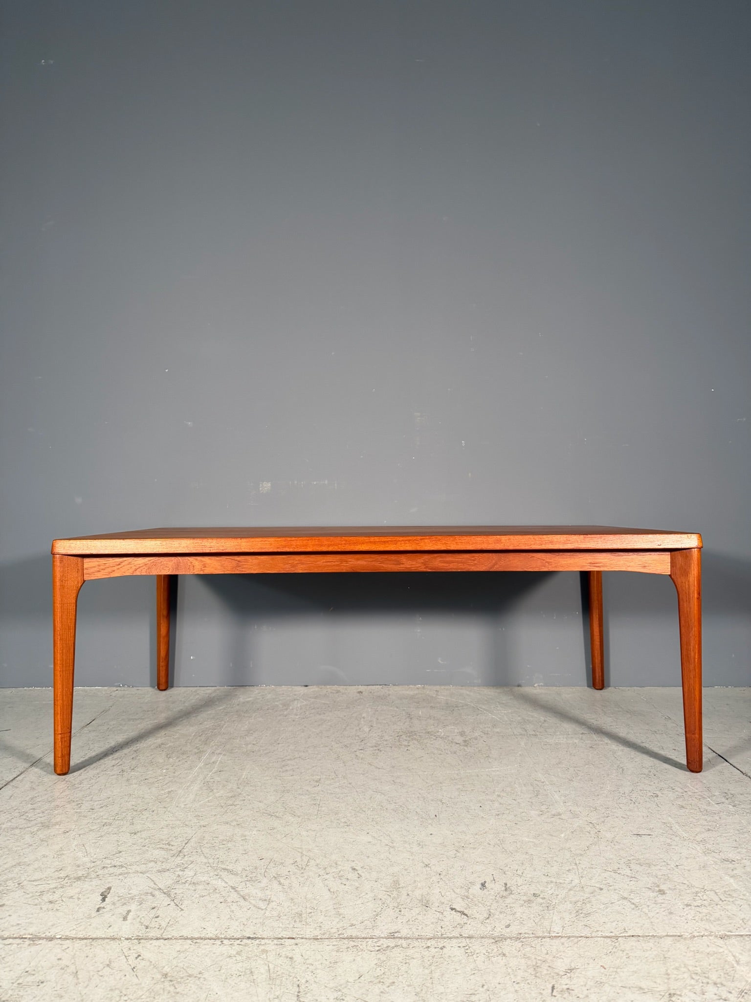 Tavolino danese in teak