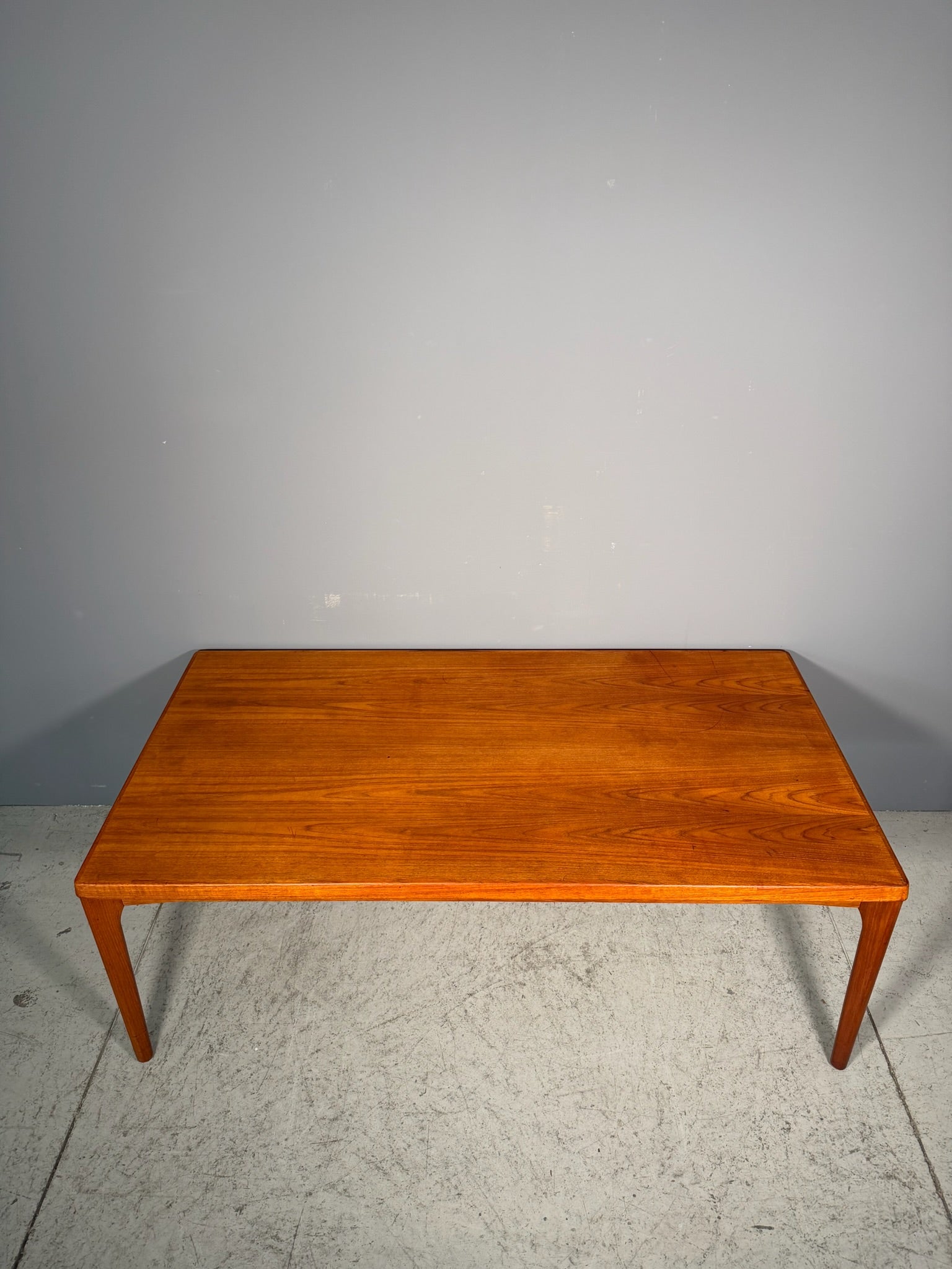 Tavolino danese in teak