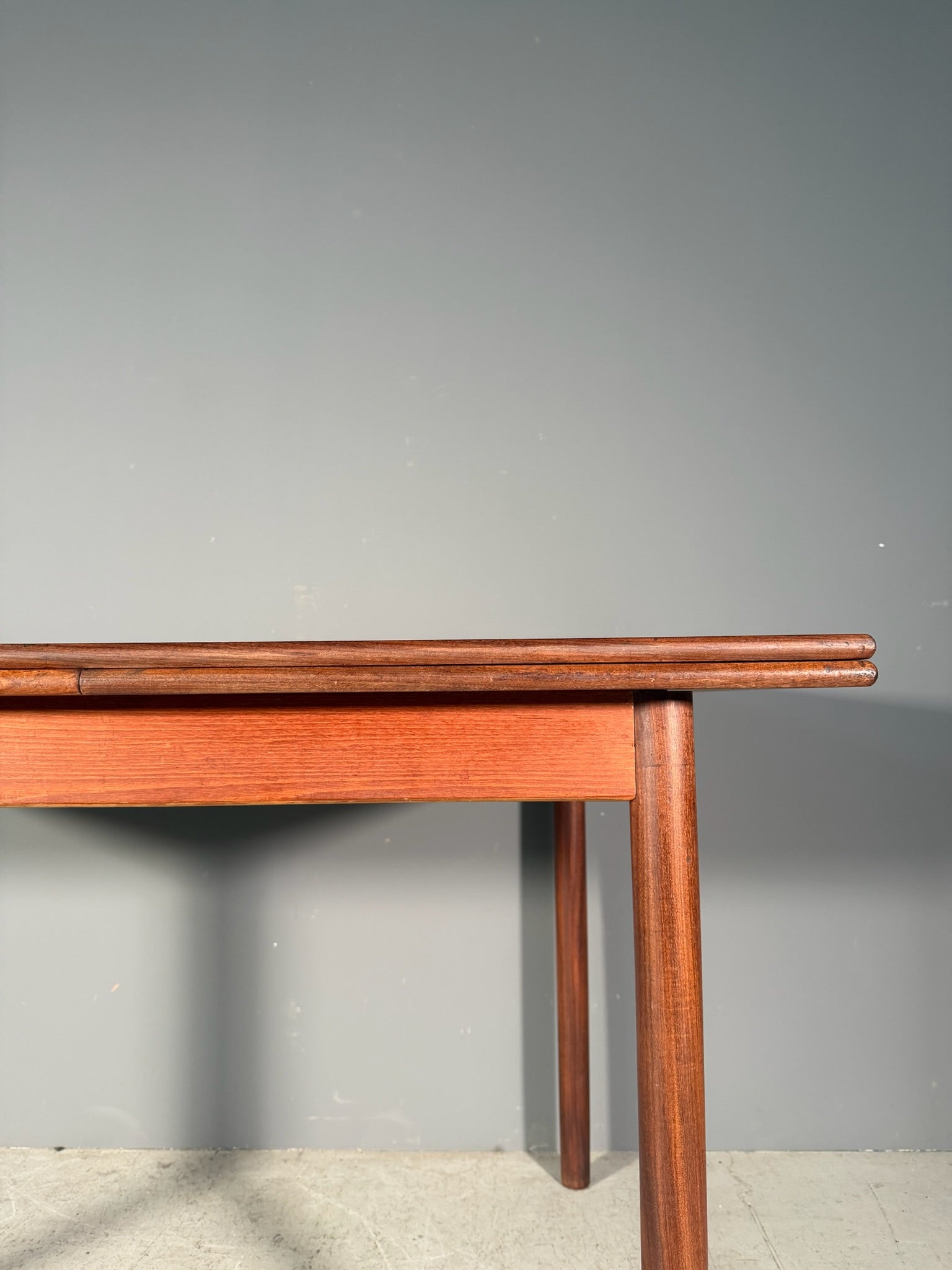 Tavolo danese in teak