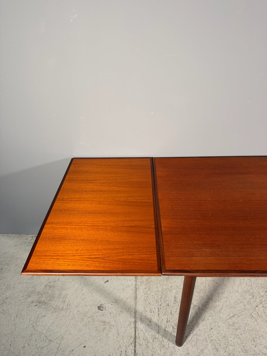 Tavolo danese in teak