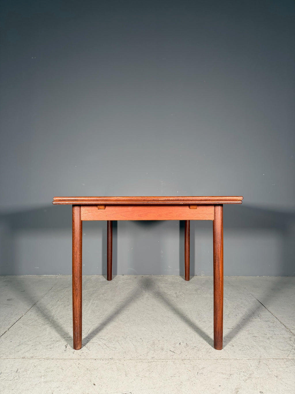 Tavolo danese in teak