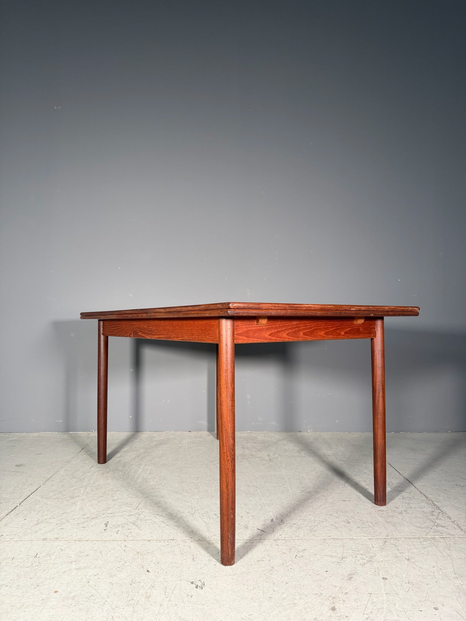 Tavolo danese in teak