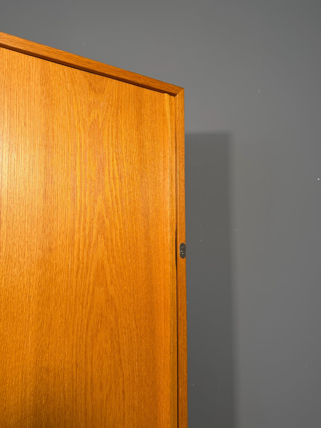 Mobile a serrandina laterale