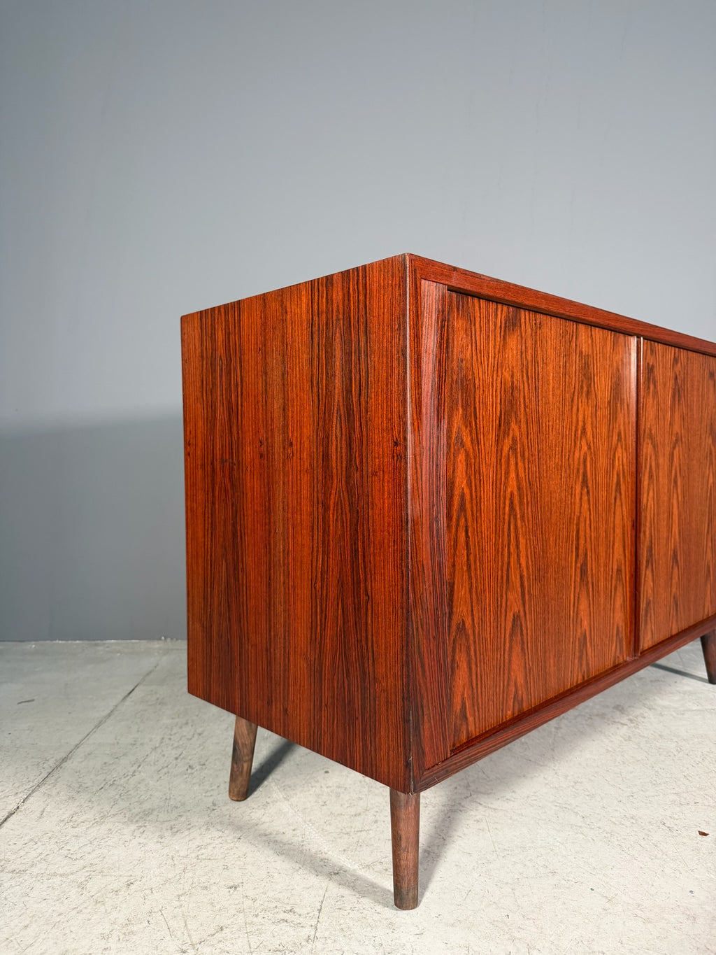 Sideboard danese in palissandro