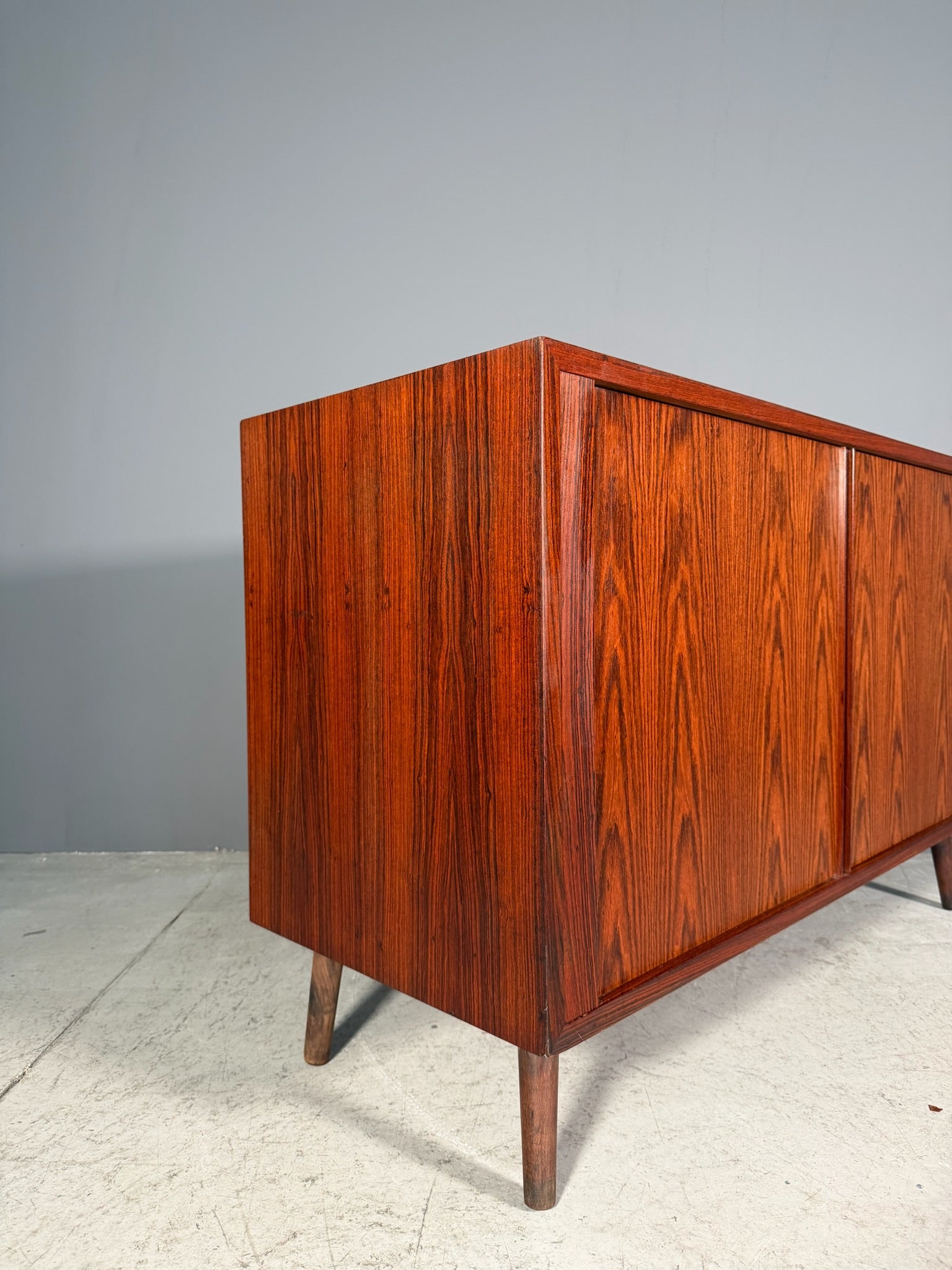Sideboard danese in palissandro