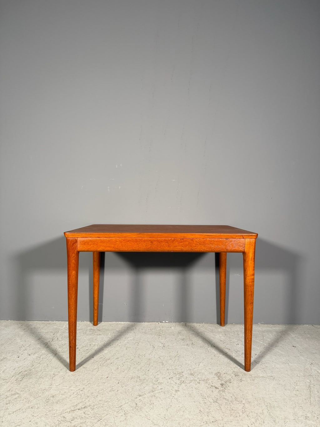 Tavolino danese in teak