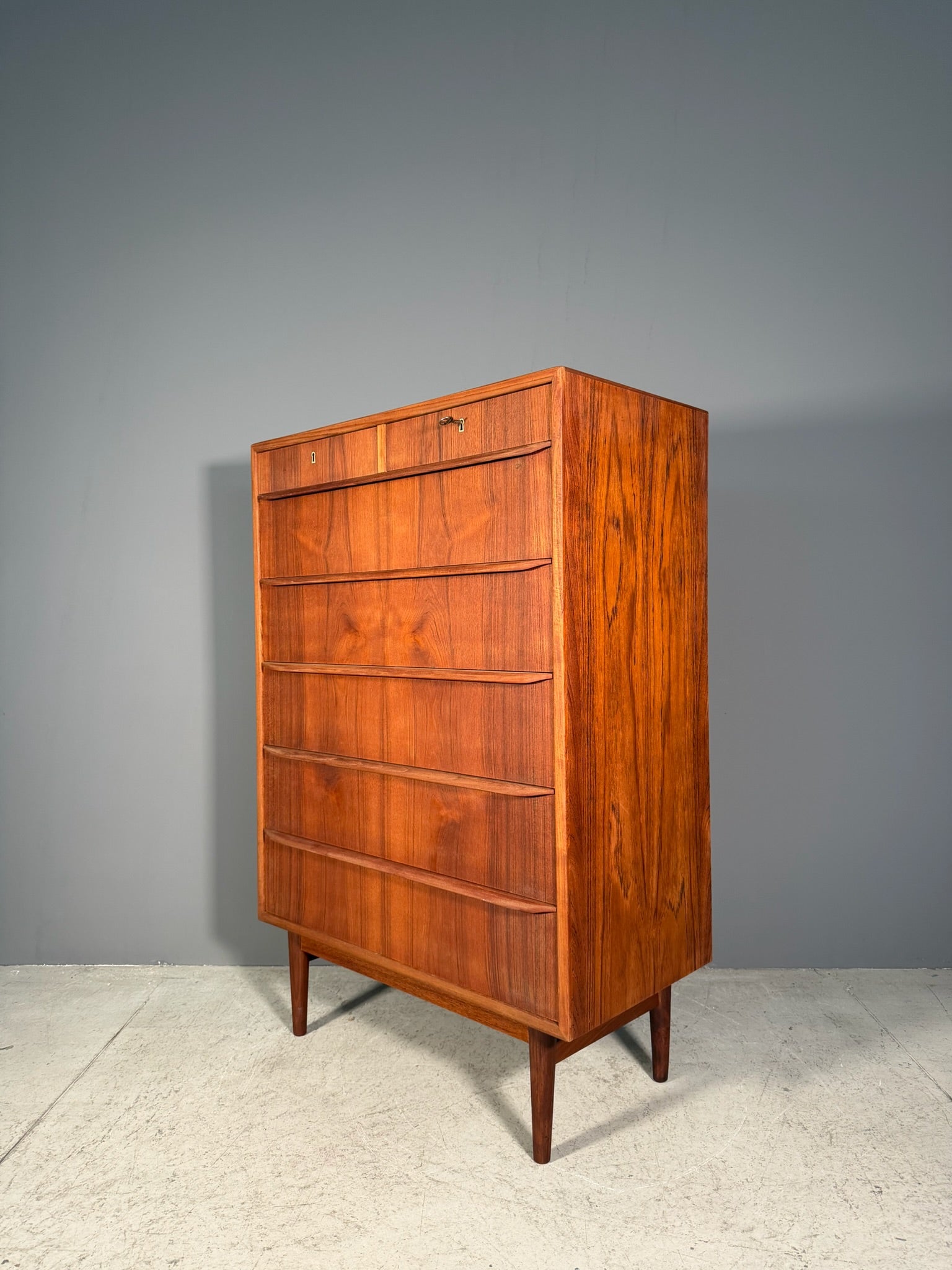 Cassettiera in teak