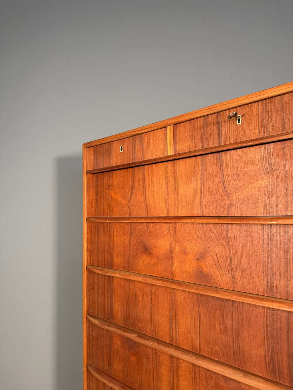 Cassettiera in teak