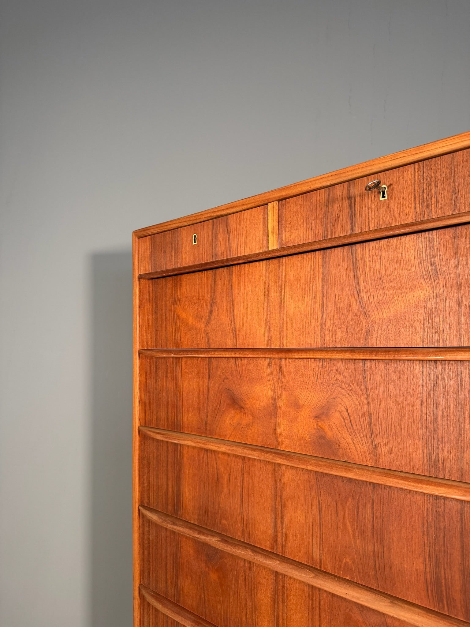 Cassettiera in teak