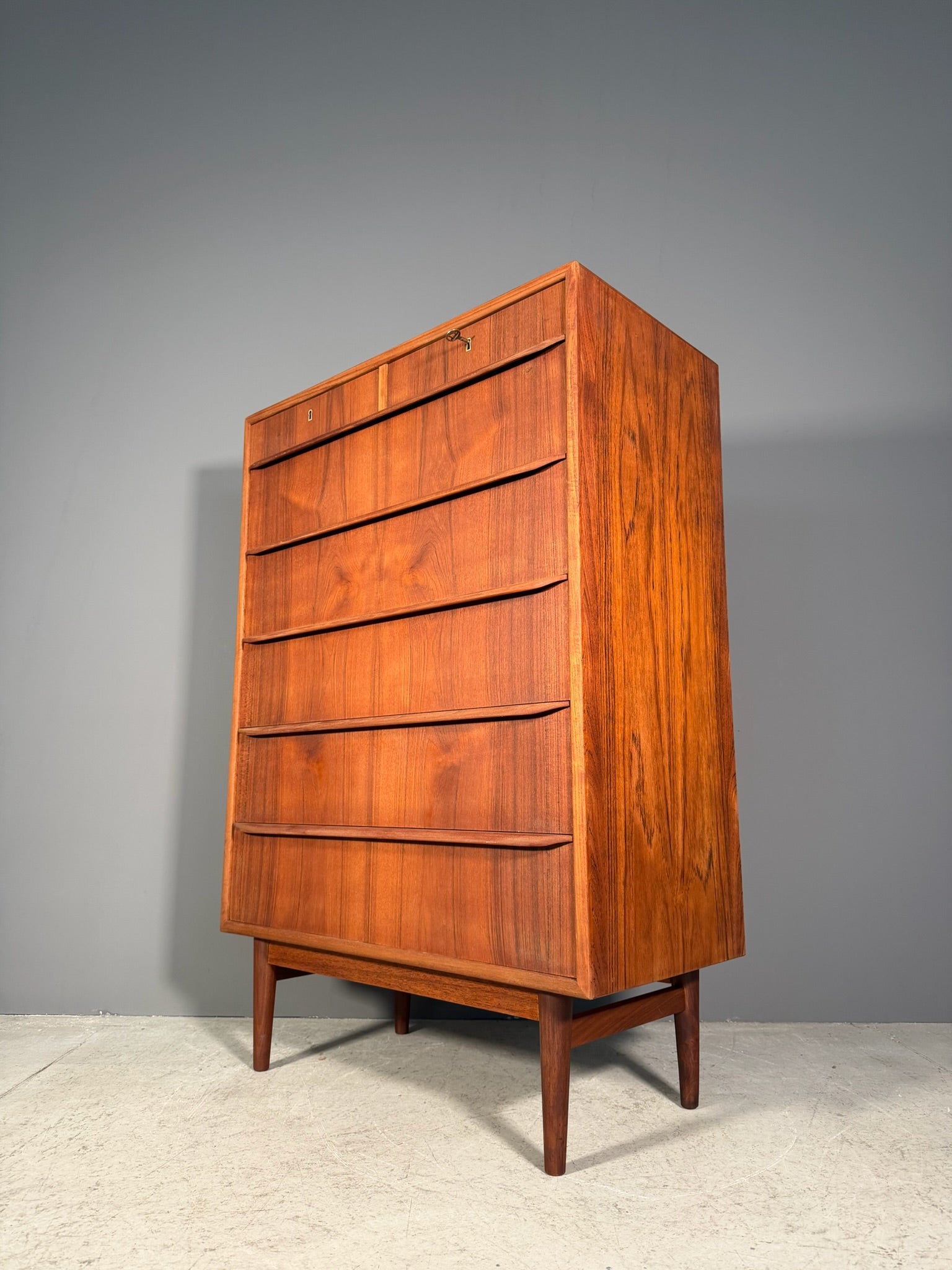 Cassettiera in teak