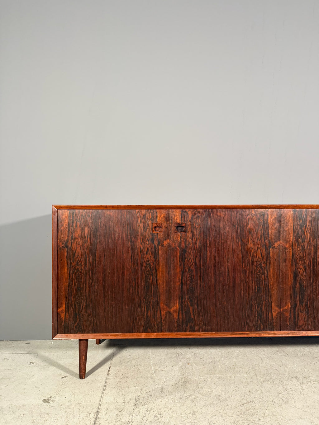 Sideboard in palissandro di Erik Brouer