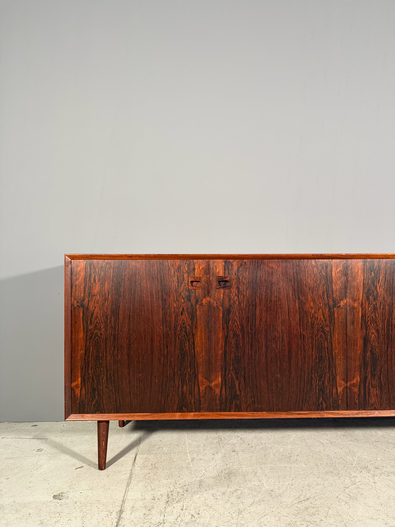 Sideboard in palissandro di Erik Brouer