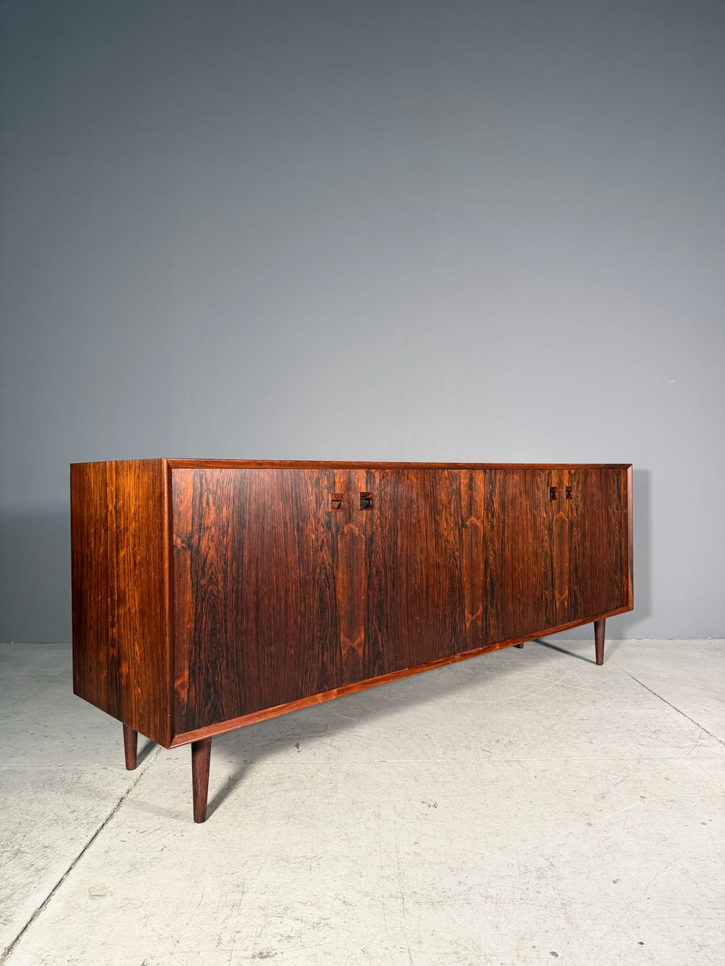Sideboard in palissandro di Erik Brouer