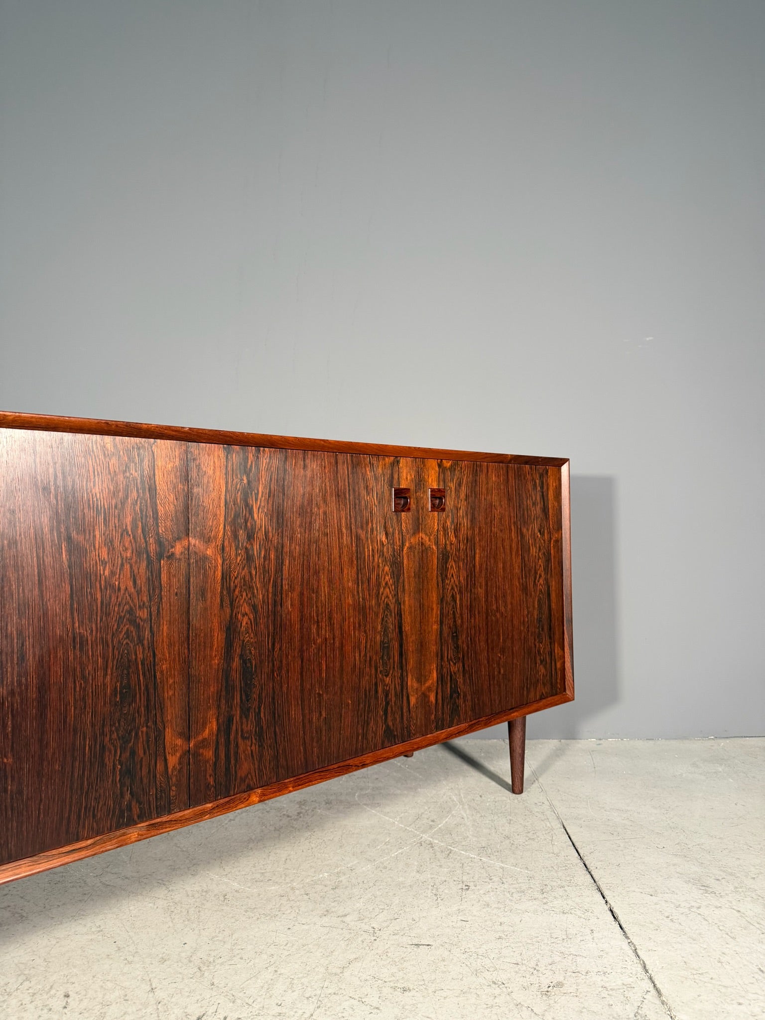Sideboard in palissandro di Erik Brouer