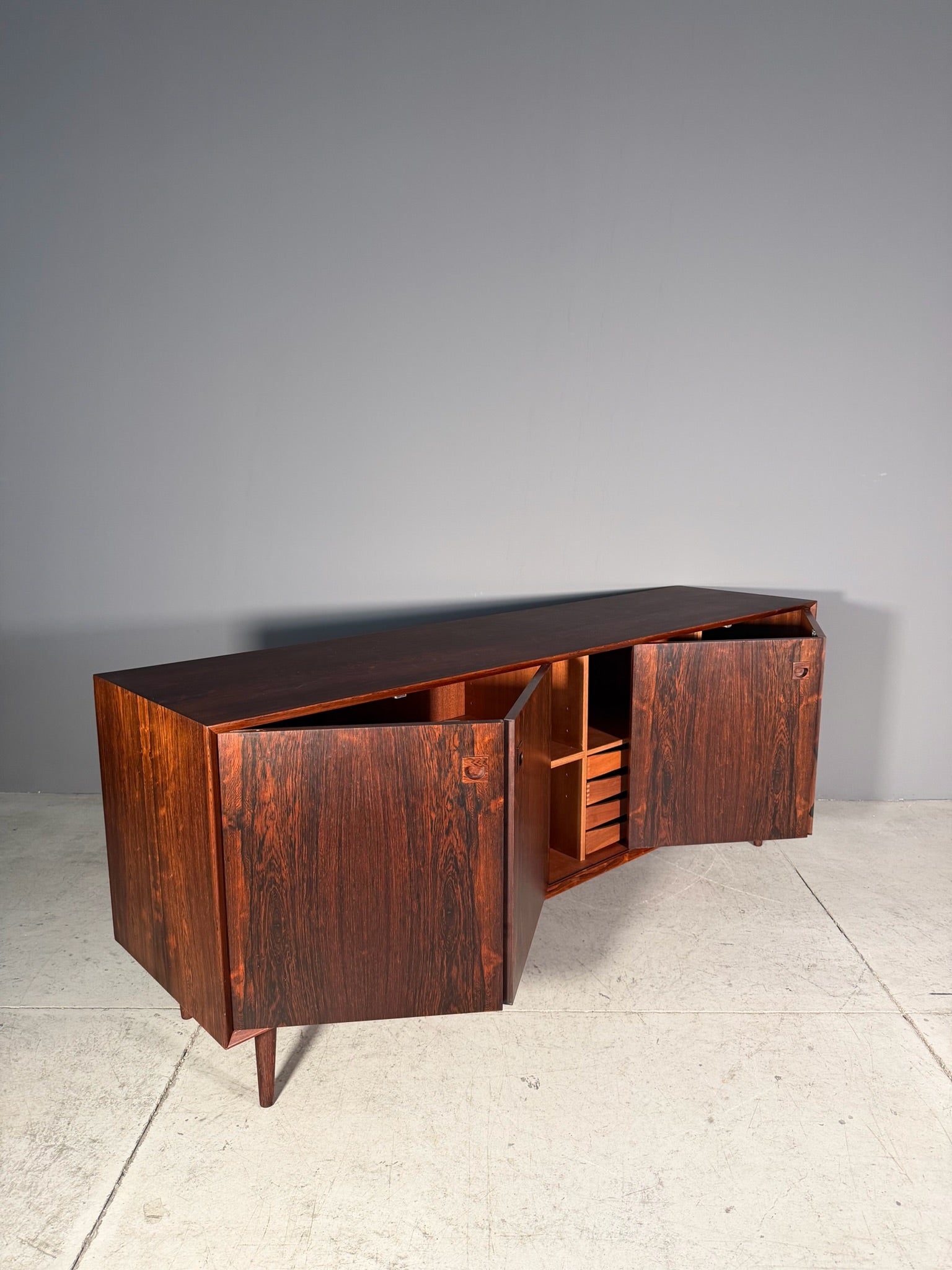 Sideboard in palissandro di Erik Brouer