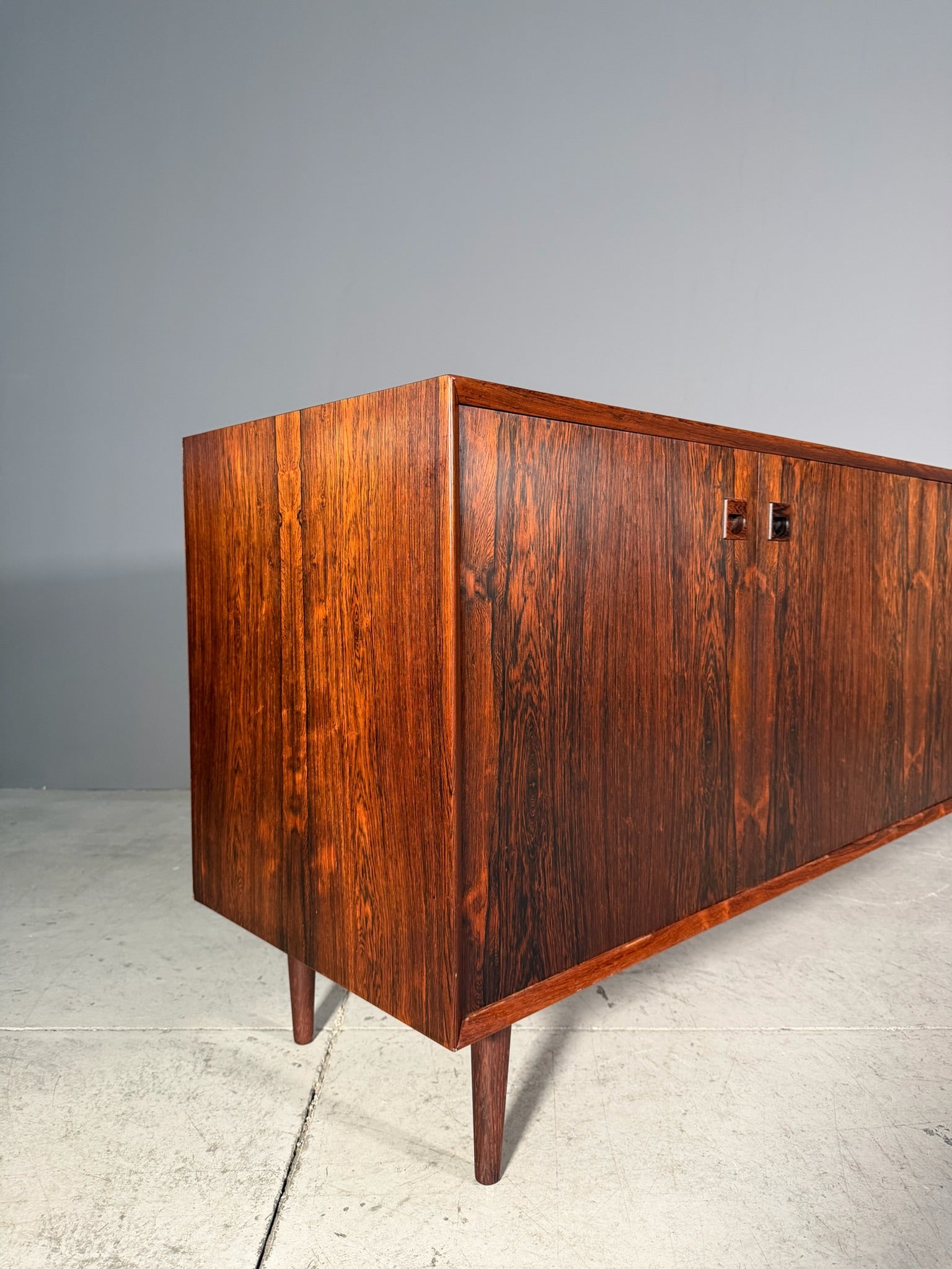 Sideboard in palissandro di Erik Brouer