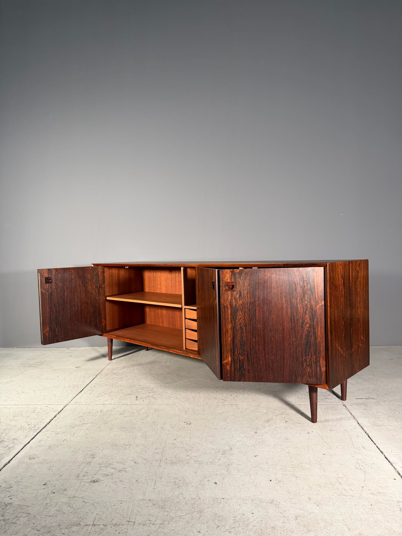 Sideboard in palissandro di Erik Brouer