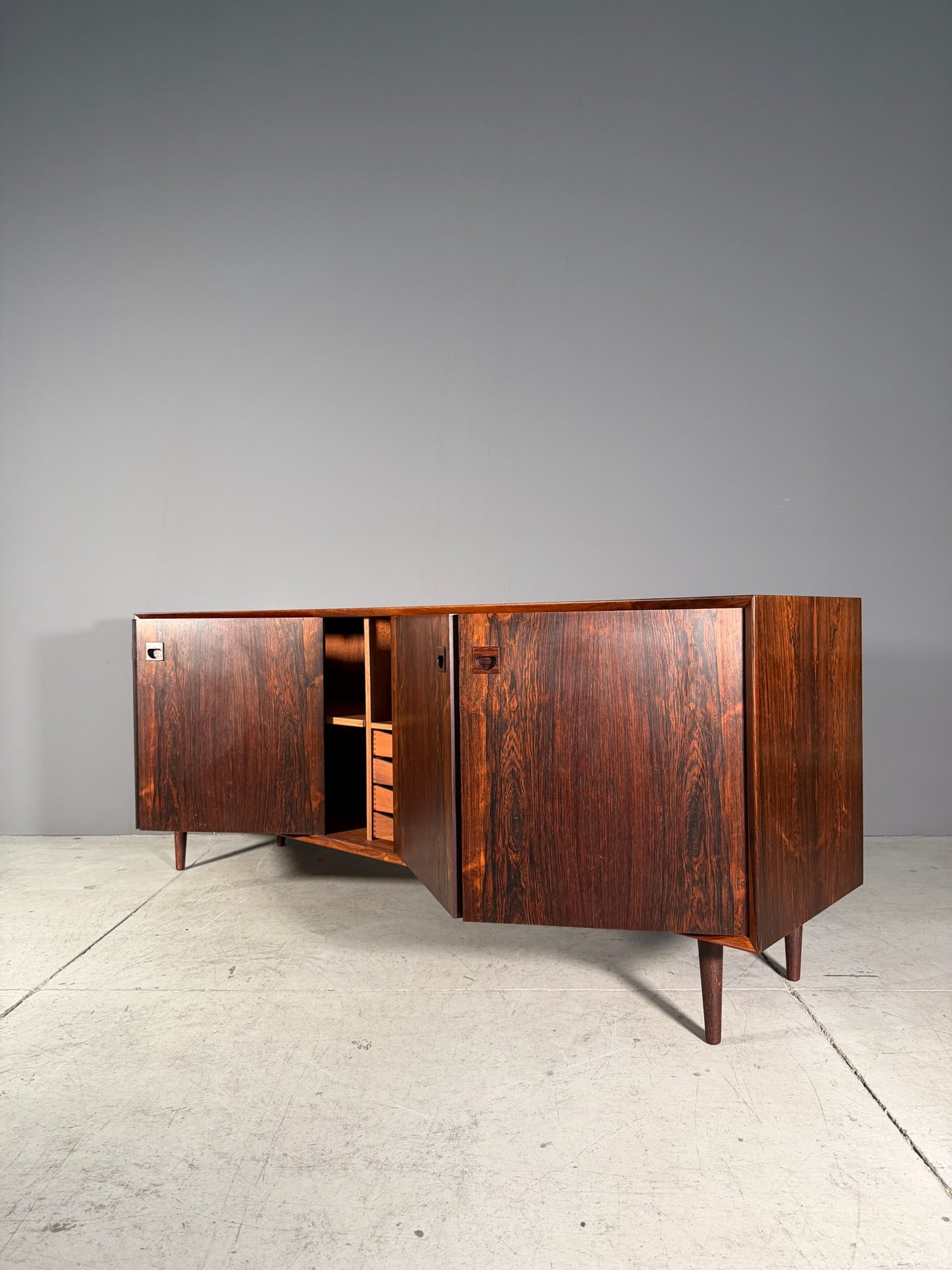Sideboard in palissandro di Erik Brouer